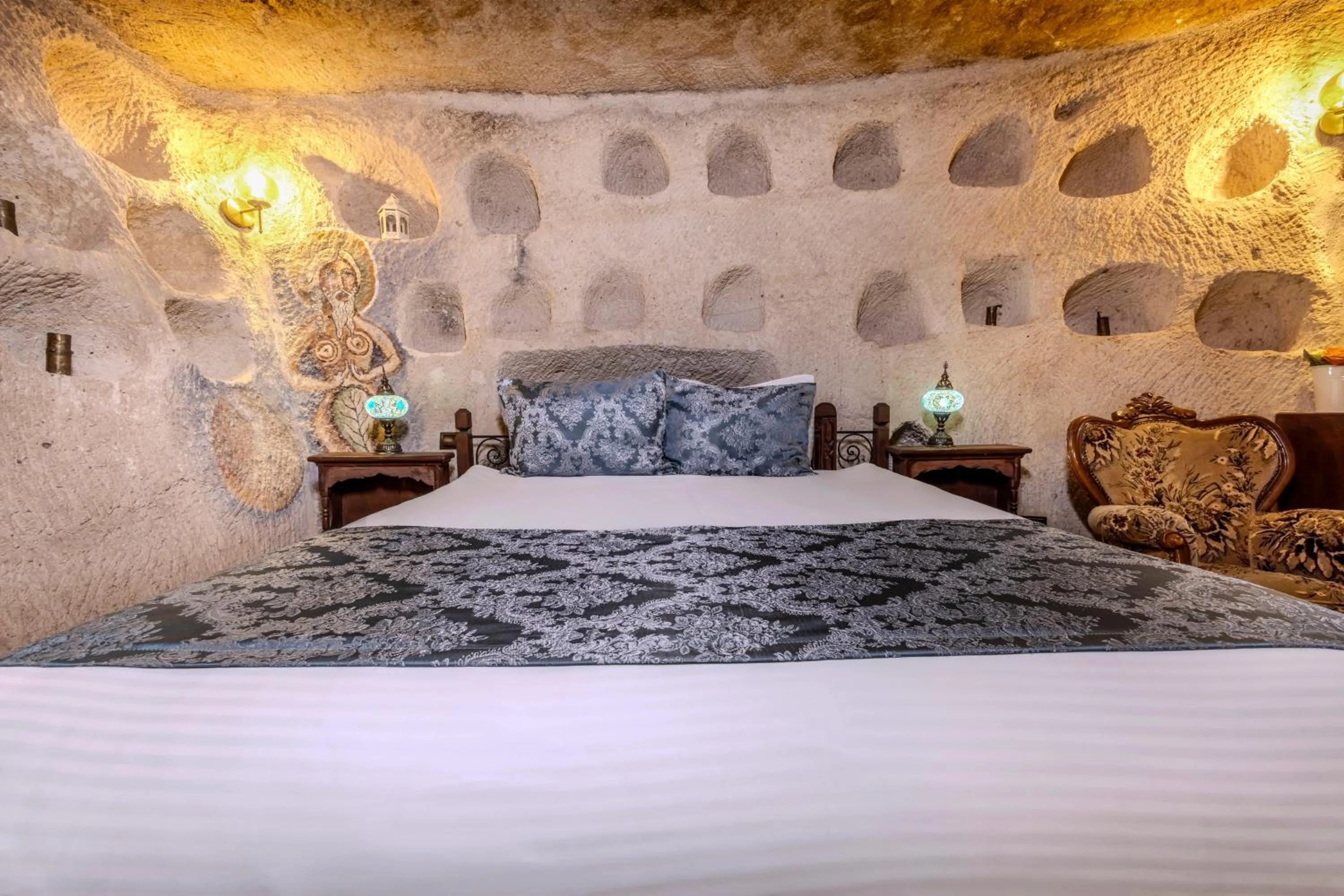 Bed in Ascension Cave Suites - Special Class