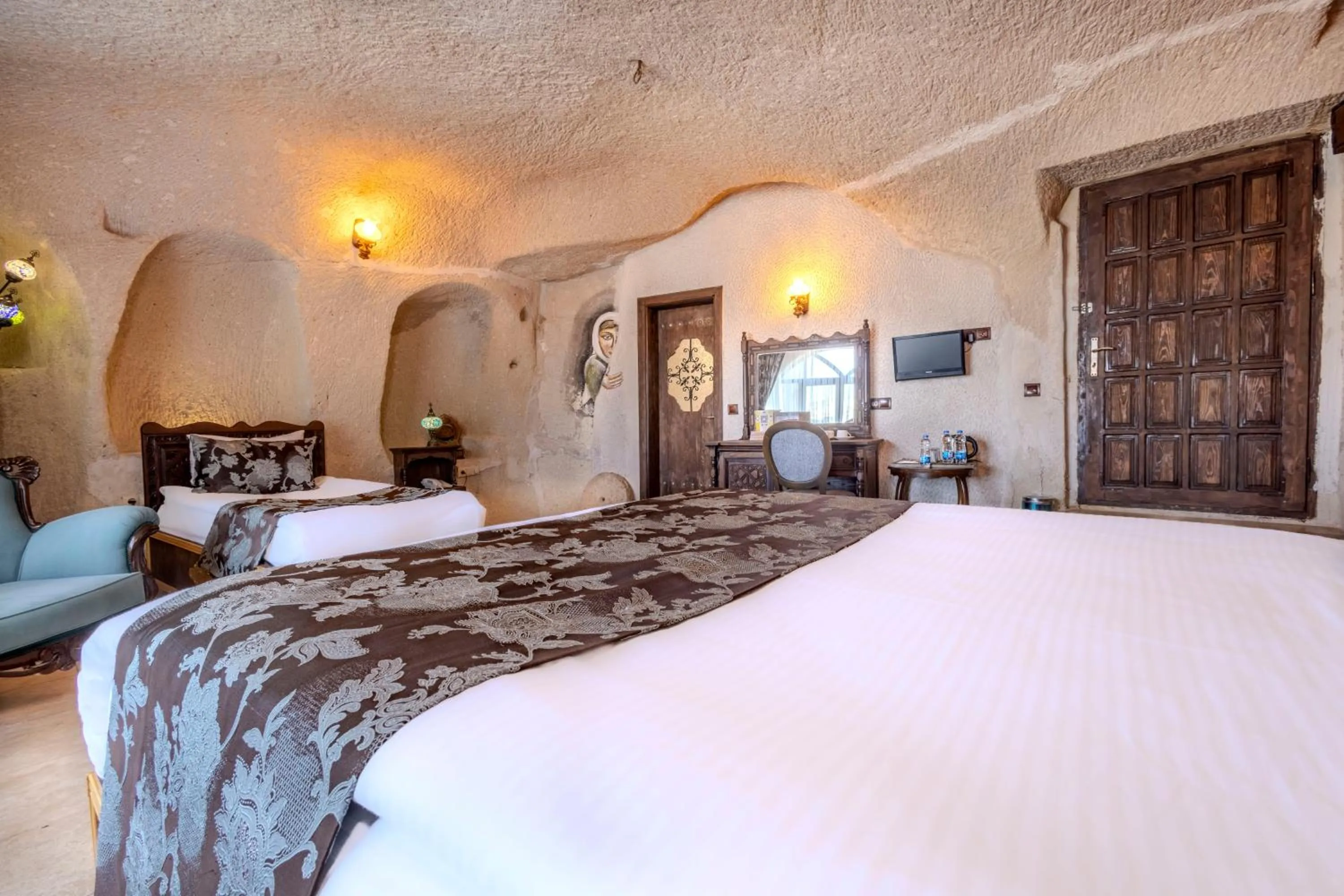 Bed in Ascension Cave Suites - Special Class