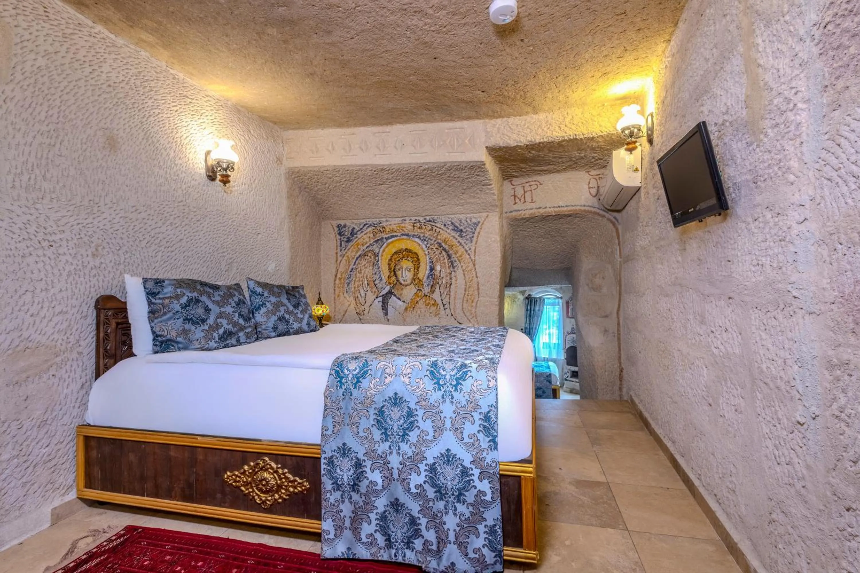 Bed in Ascension Cave Suites - Special Class