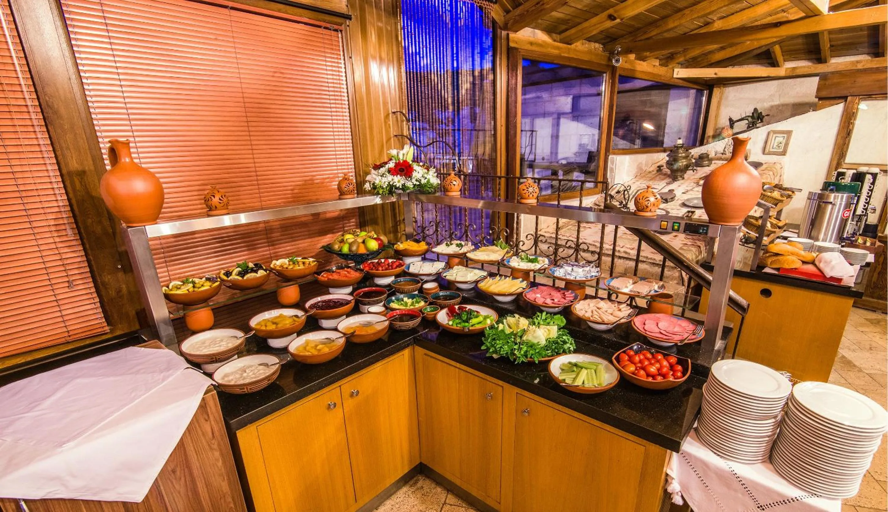 Restaurant/places to eat in Ascension Cave Suites - Special Class