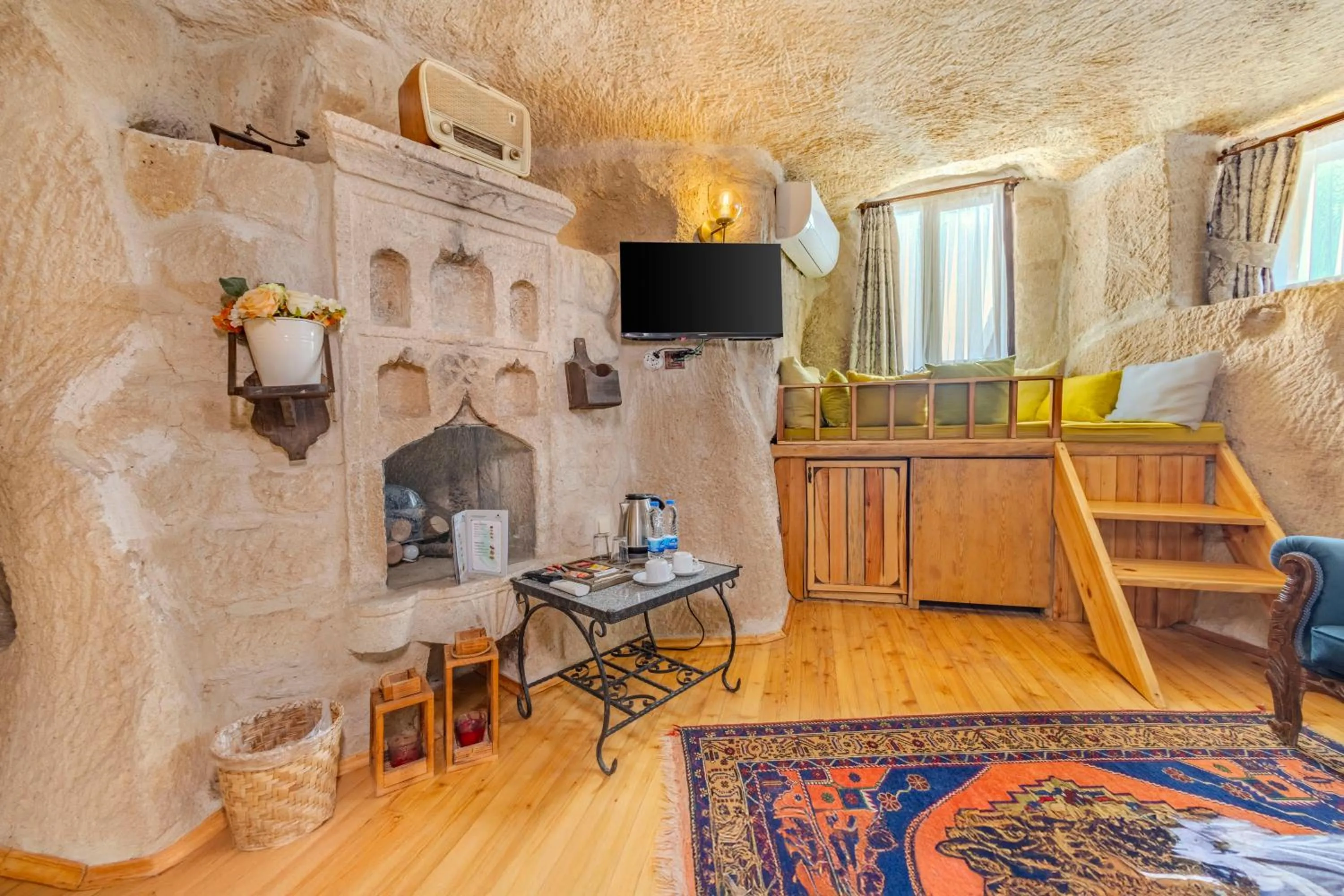 TV and multimedia in Ascension Cave Suites - Special Class