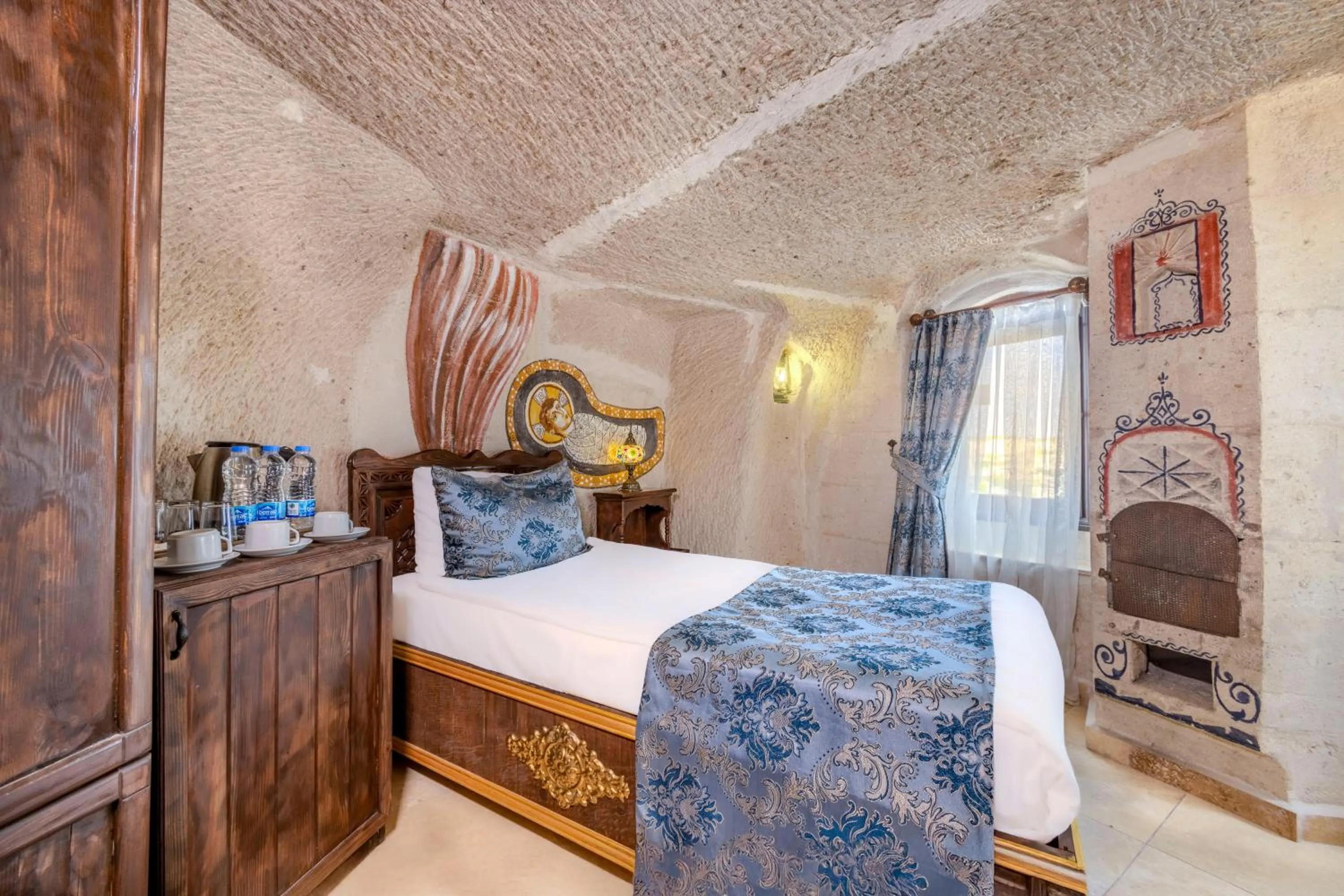 Bed in Ascension Cave Suites - Special Class