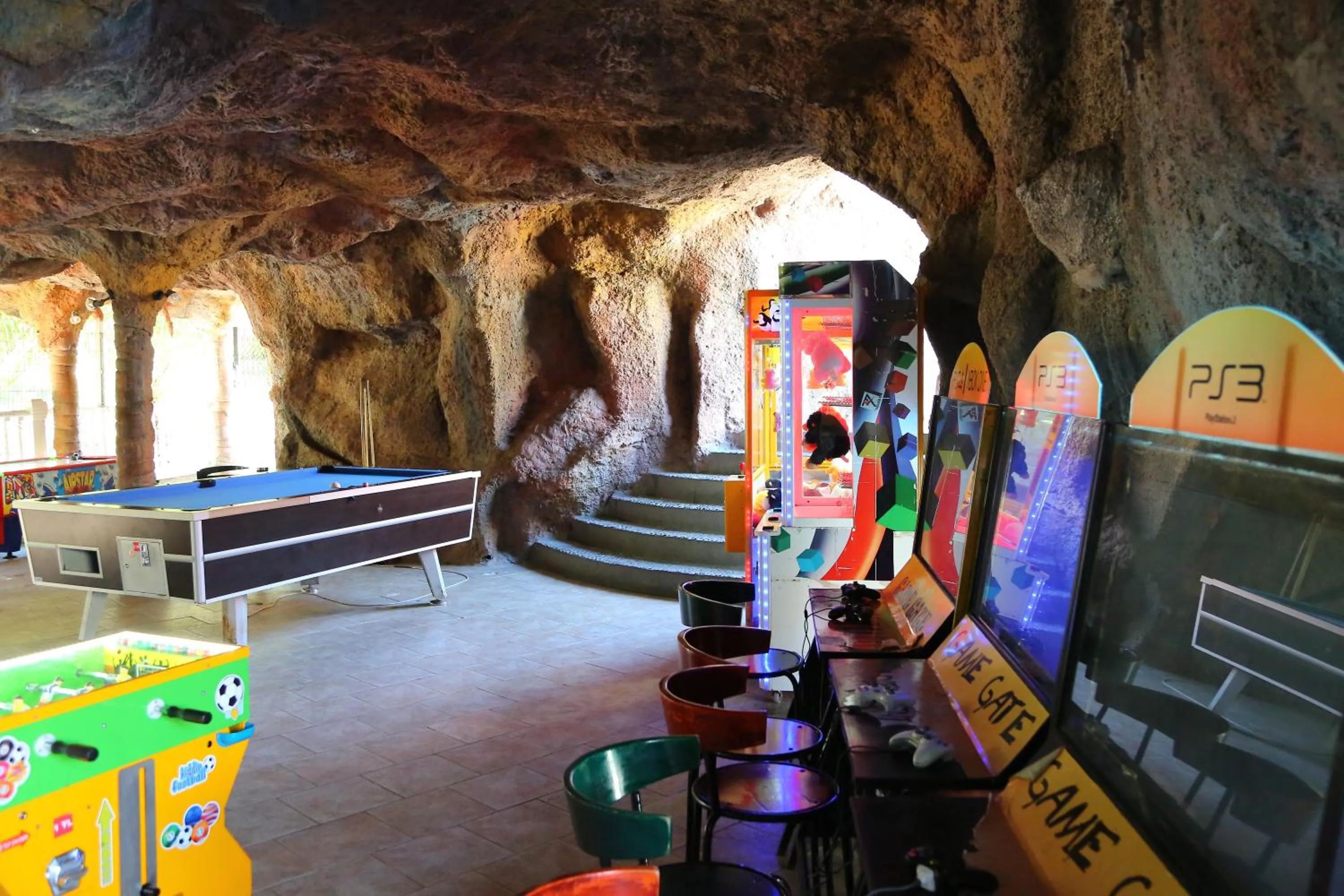 Game Room in Grand Aquarium