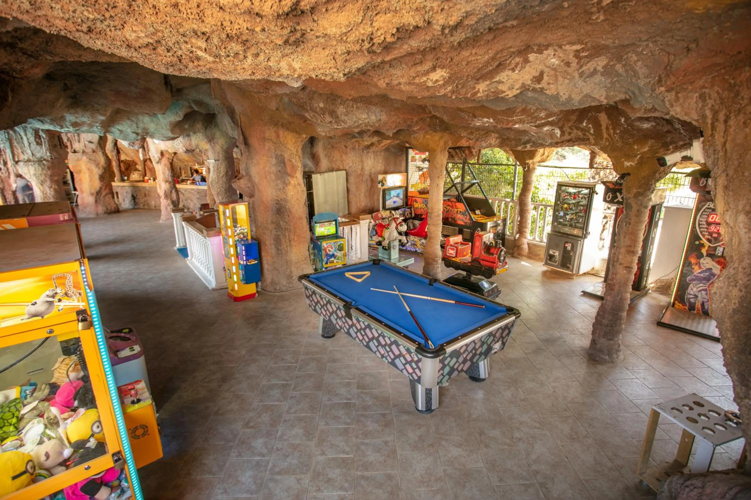 Game Room in Grand Aquarium