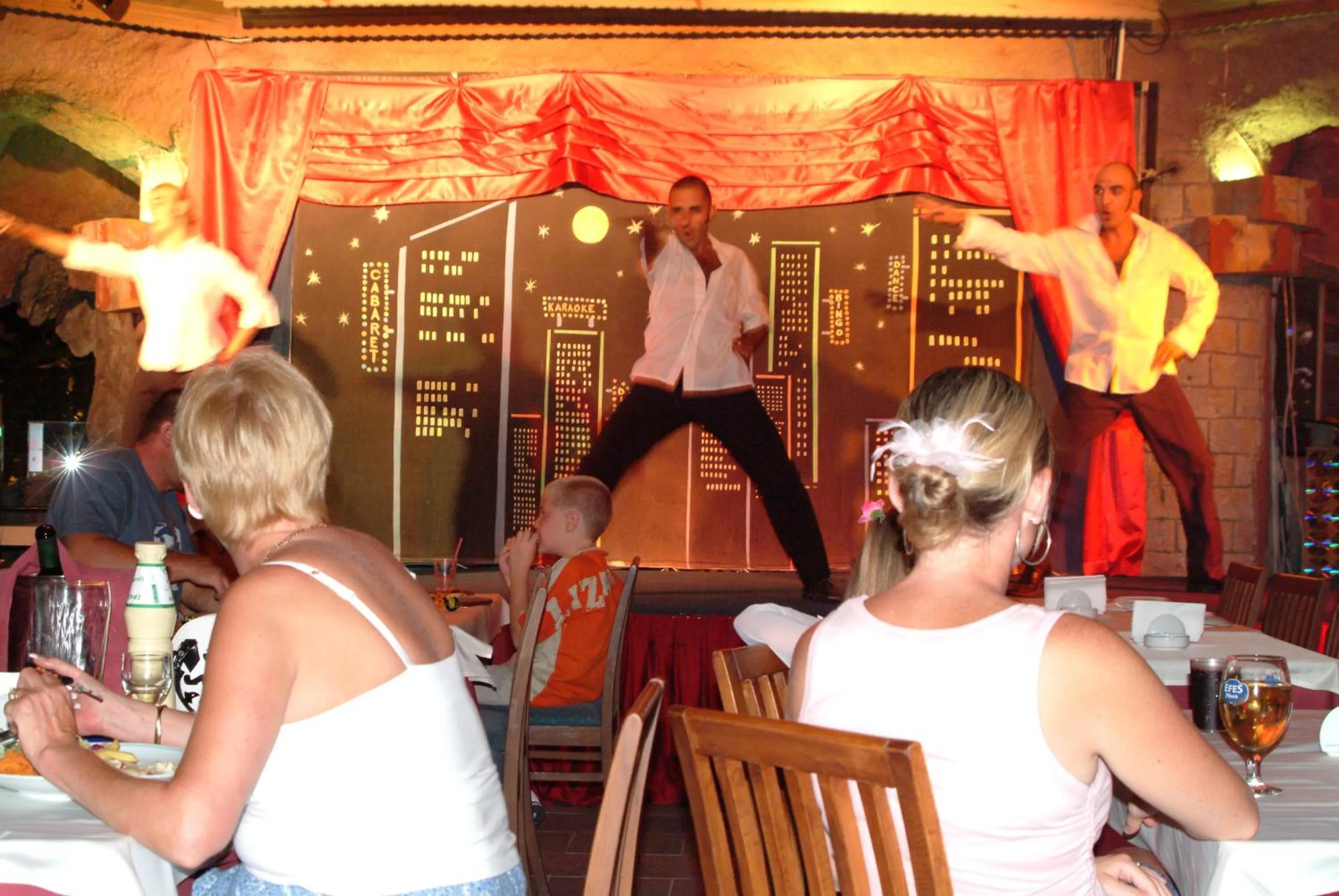 Evening entertainment in Grand Aquarium