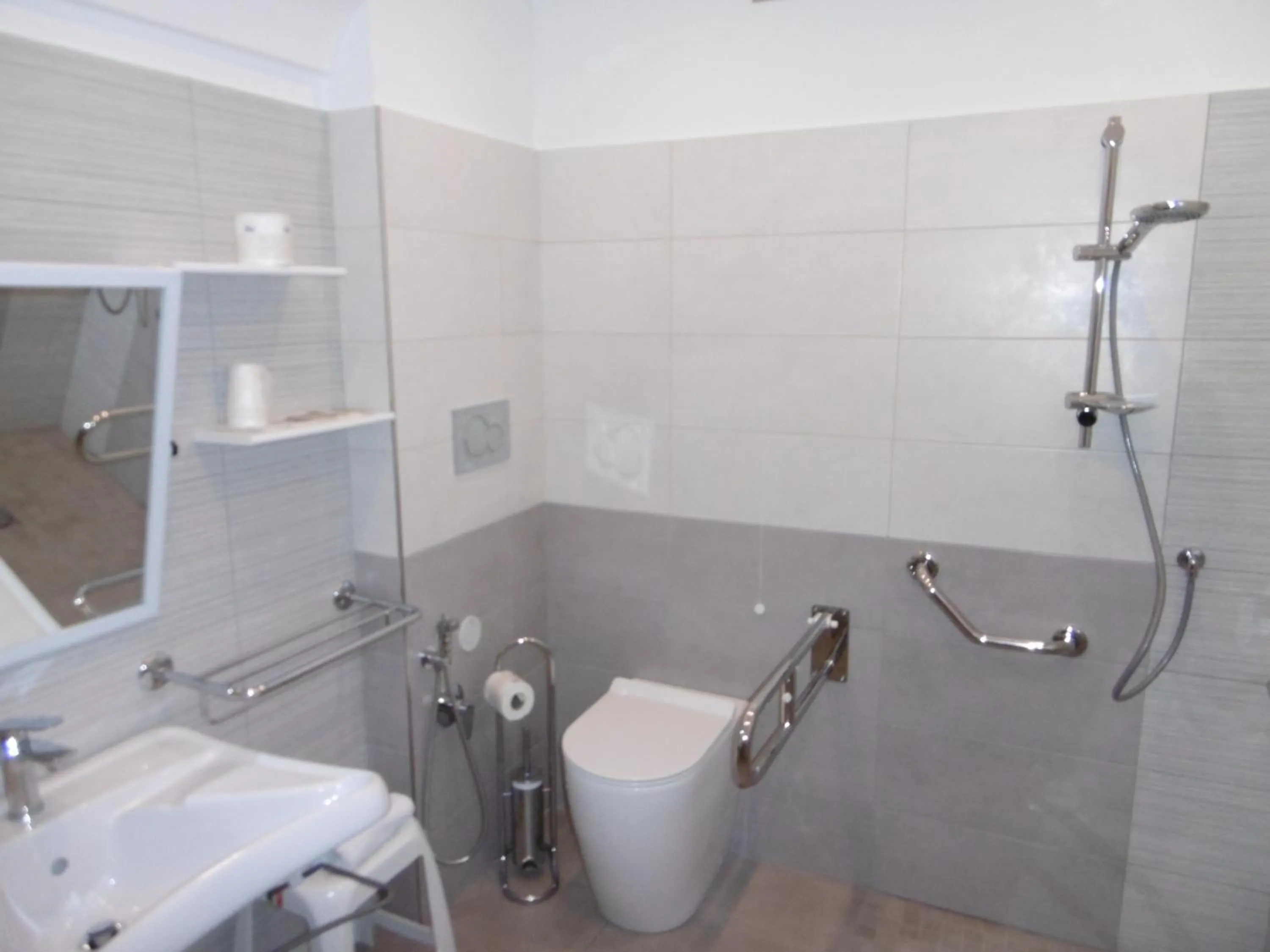 Bathroom in Hotel Villa Maria