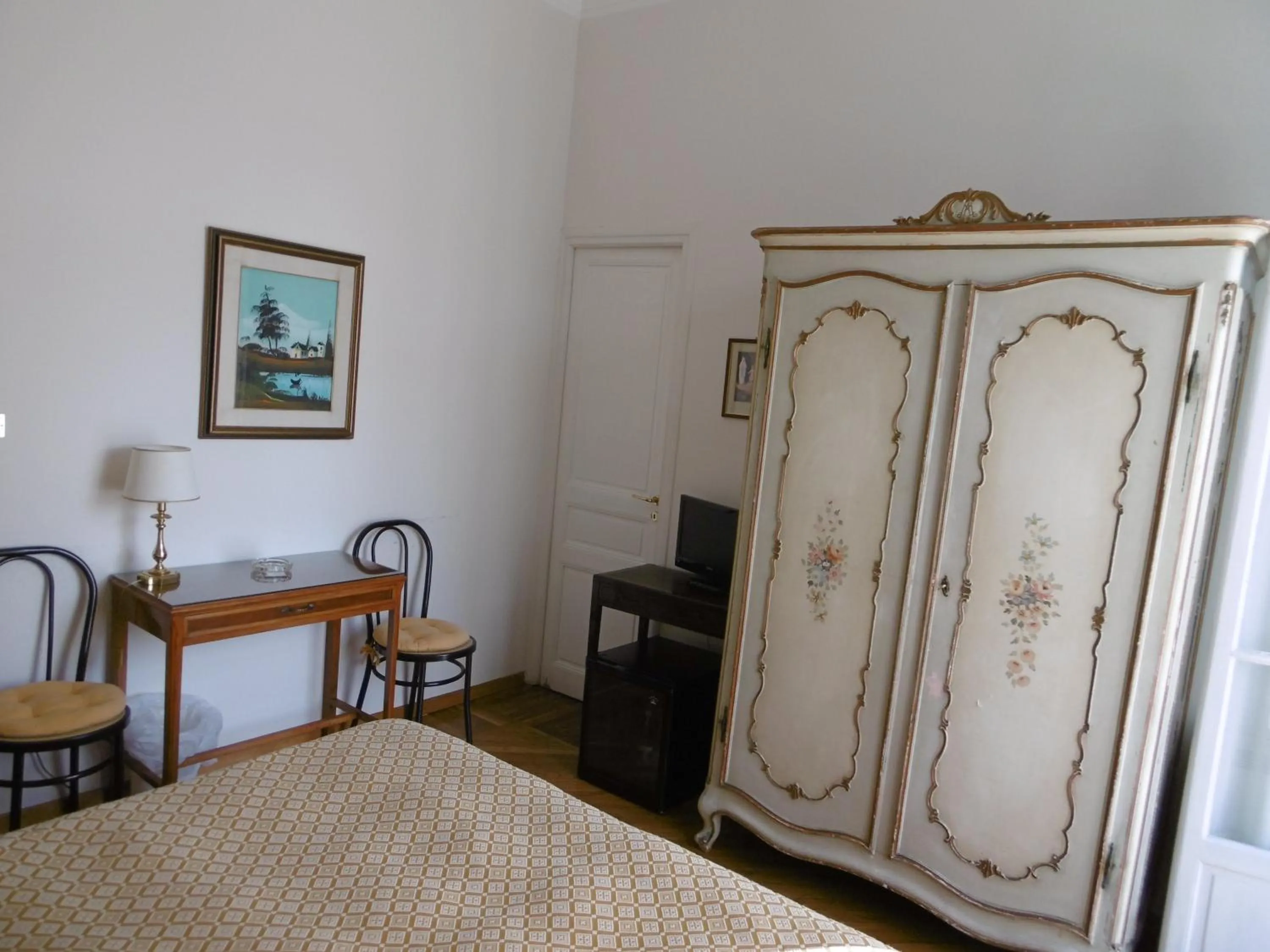 Decorative detail, Bed in Hotel Villa Maria