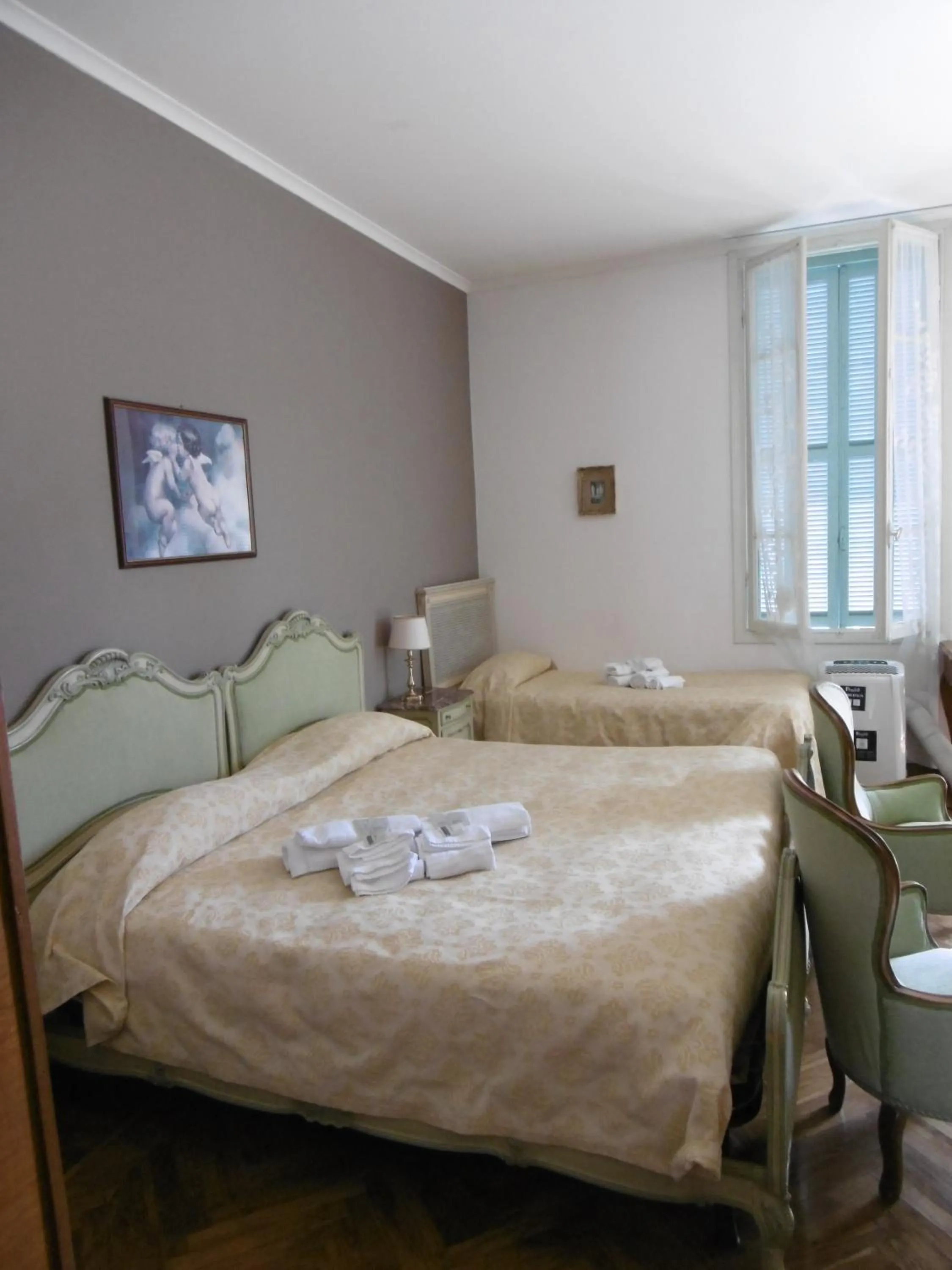 Decorative detail, Bed in Hotel Villa Maria