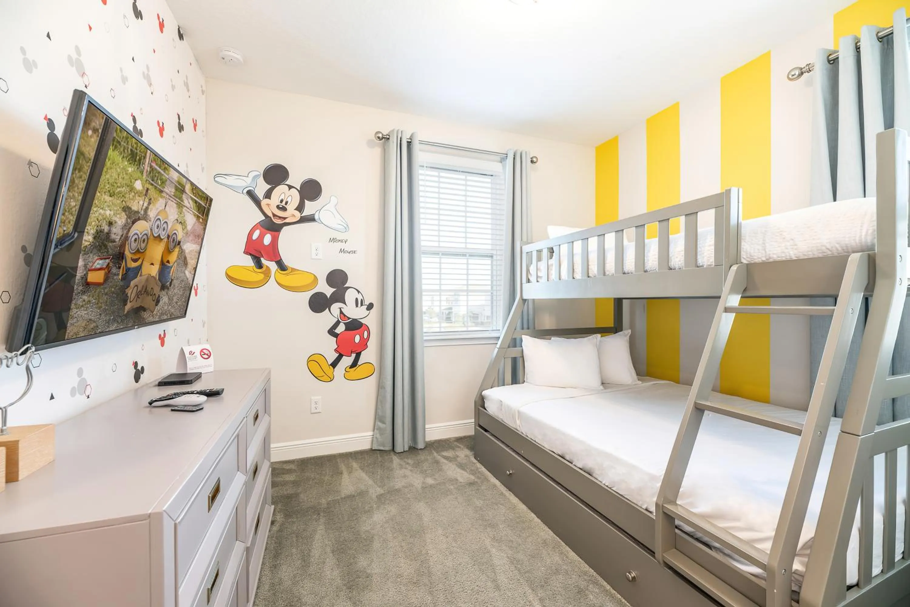 Bed in Encore Resort and Water Park at Reunion by Rentyl