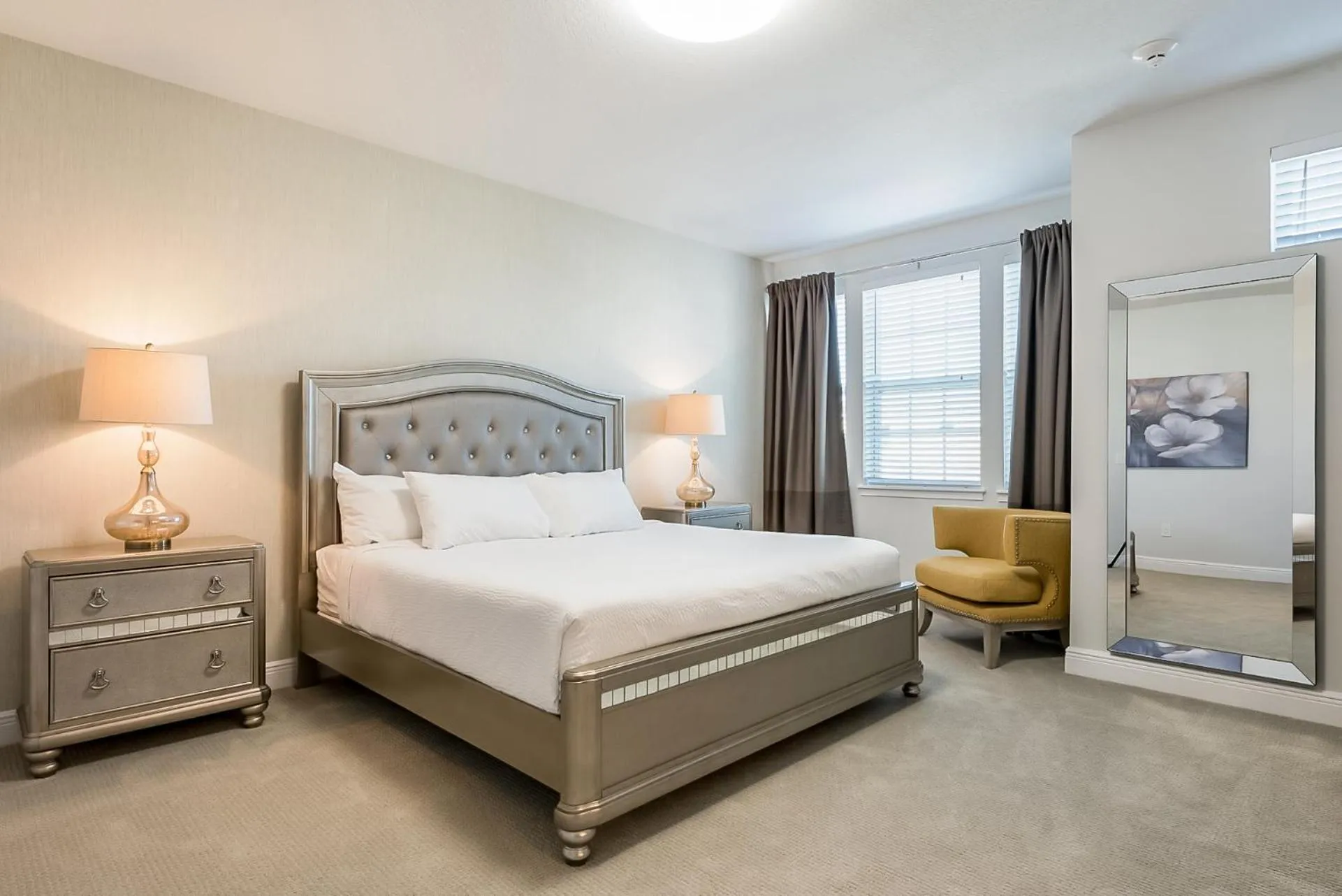 Bed in Encore Resort and Water Park at Reunion by Rentyl