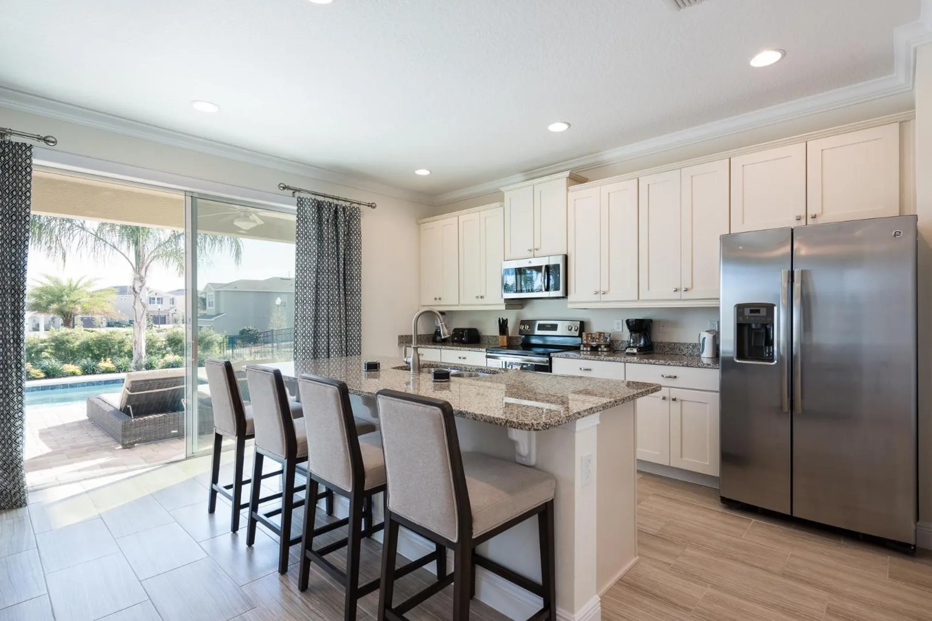 Kitchen or kitchenette in Encore Resort and Water Park at Reunion by Rentyl