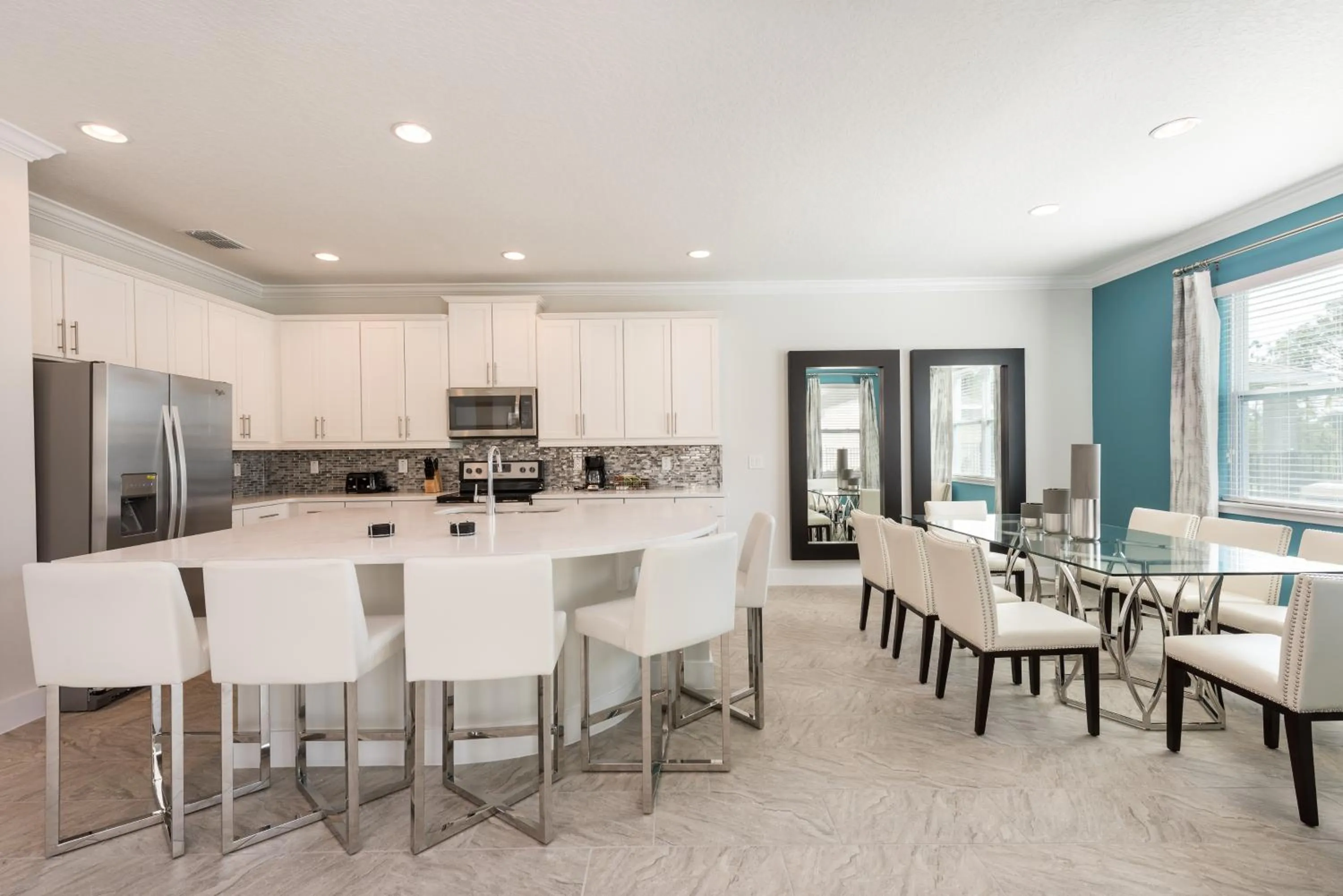 Kitchen or kitchenette in Encore Resort and Water Park at Reunion by Rentyl