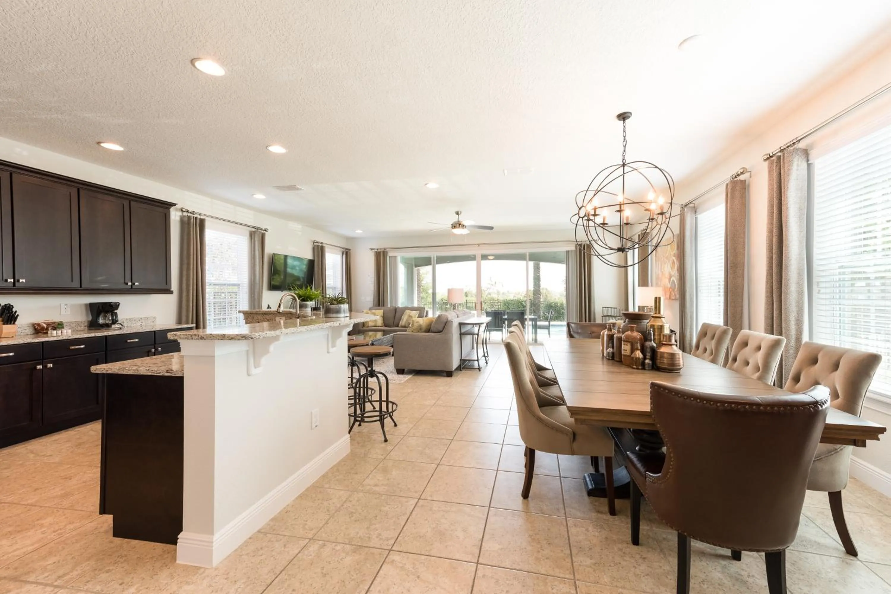 Kitchen or kitchenette in Encore Resort and Water Park at Reunion by Rentyl