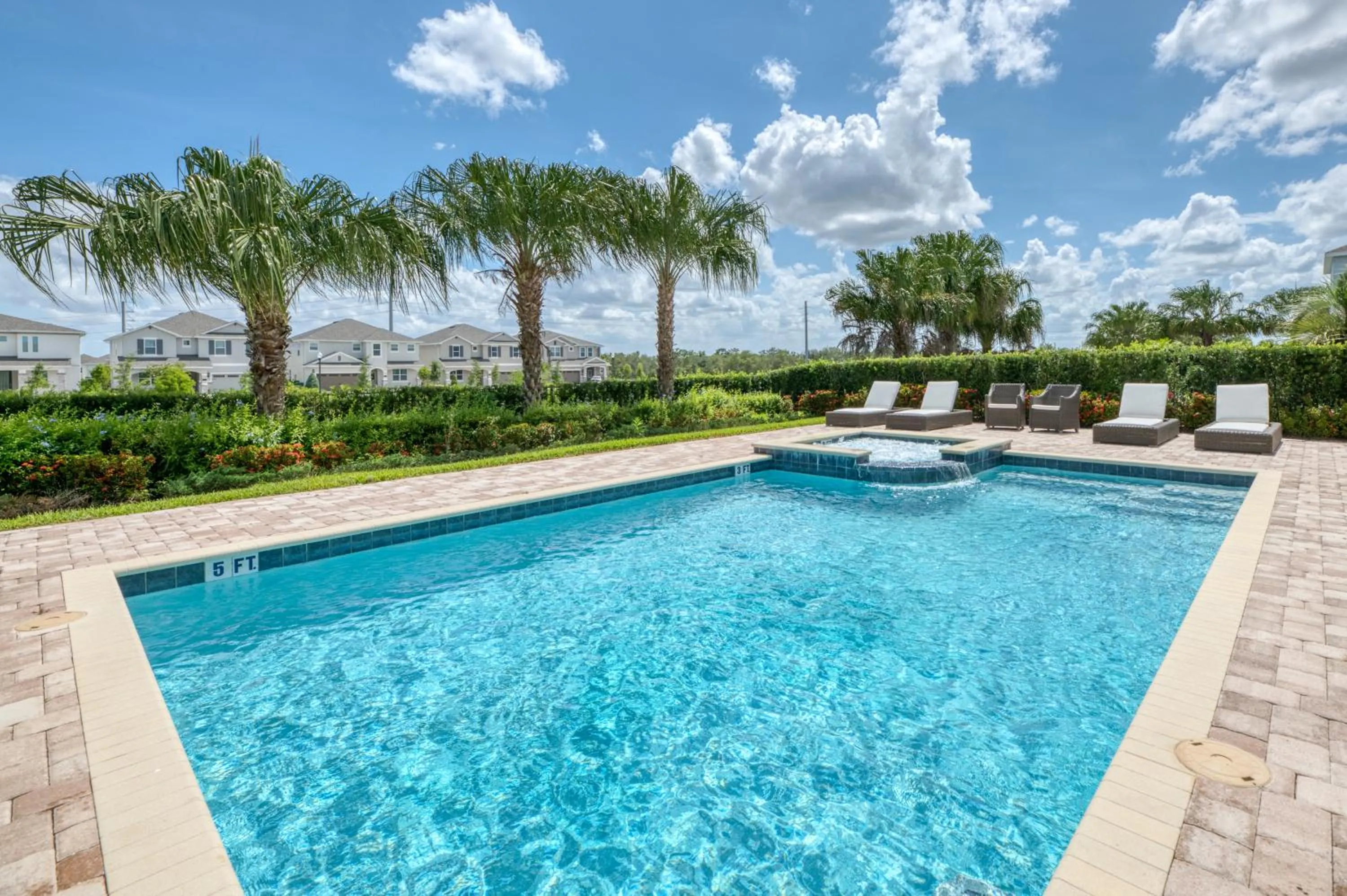 Day in Encore Resort and Water Park at Reunion by Rentyl