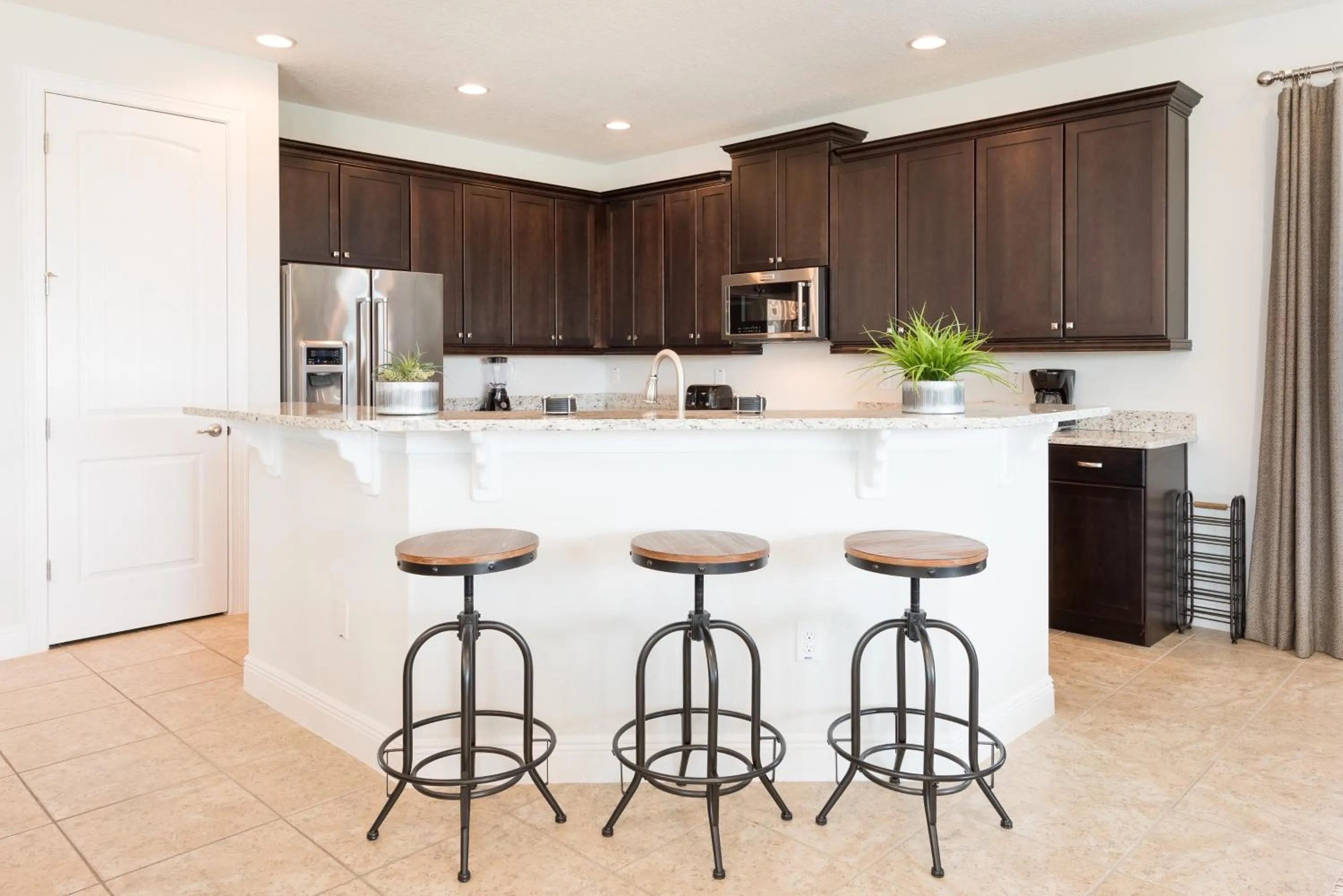 Kitchen or kitchenette in Encore Resort and Water Park at Reunion by Rentyl