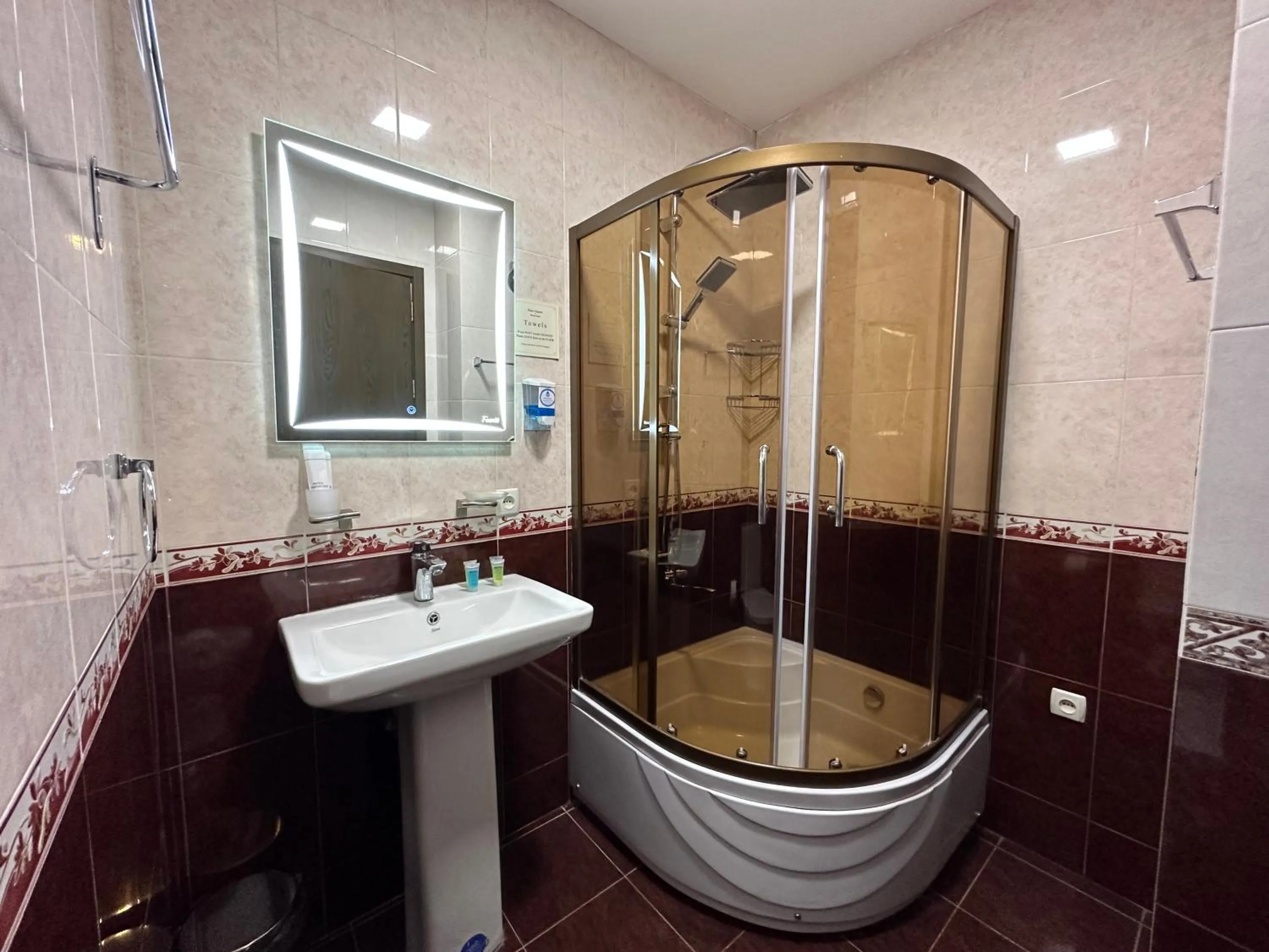 Shower in Boutique Hotel Alegria