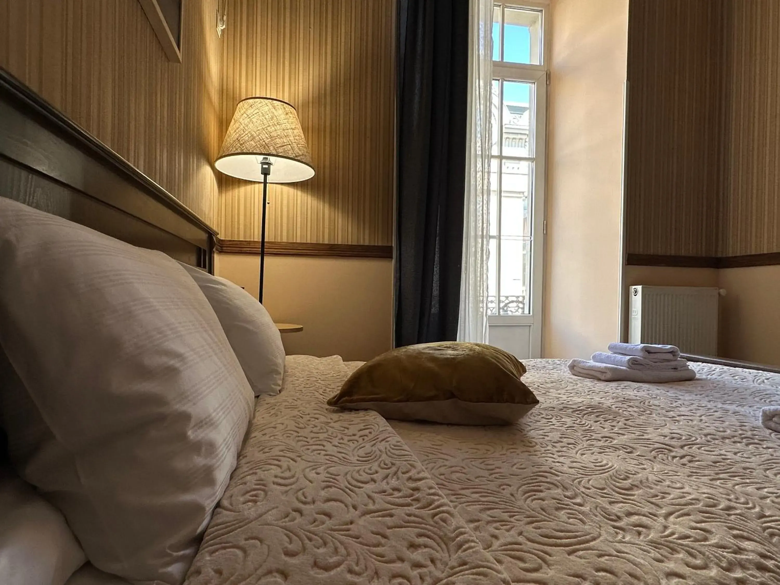 Queen Room in Boutique Hotel Alegria Queen Room in Boutique Hotel Alegria