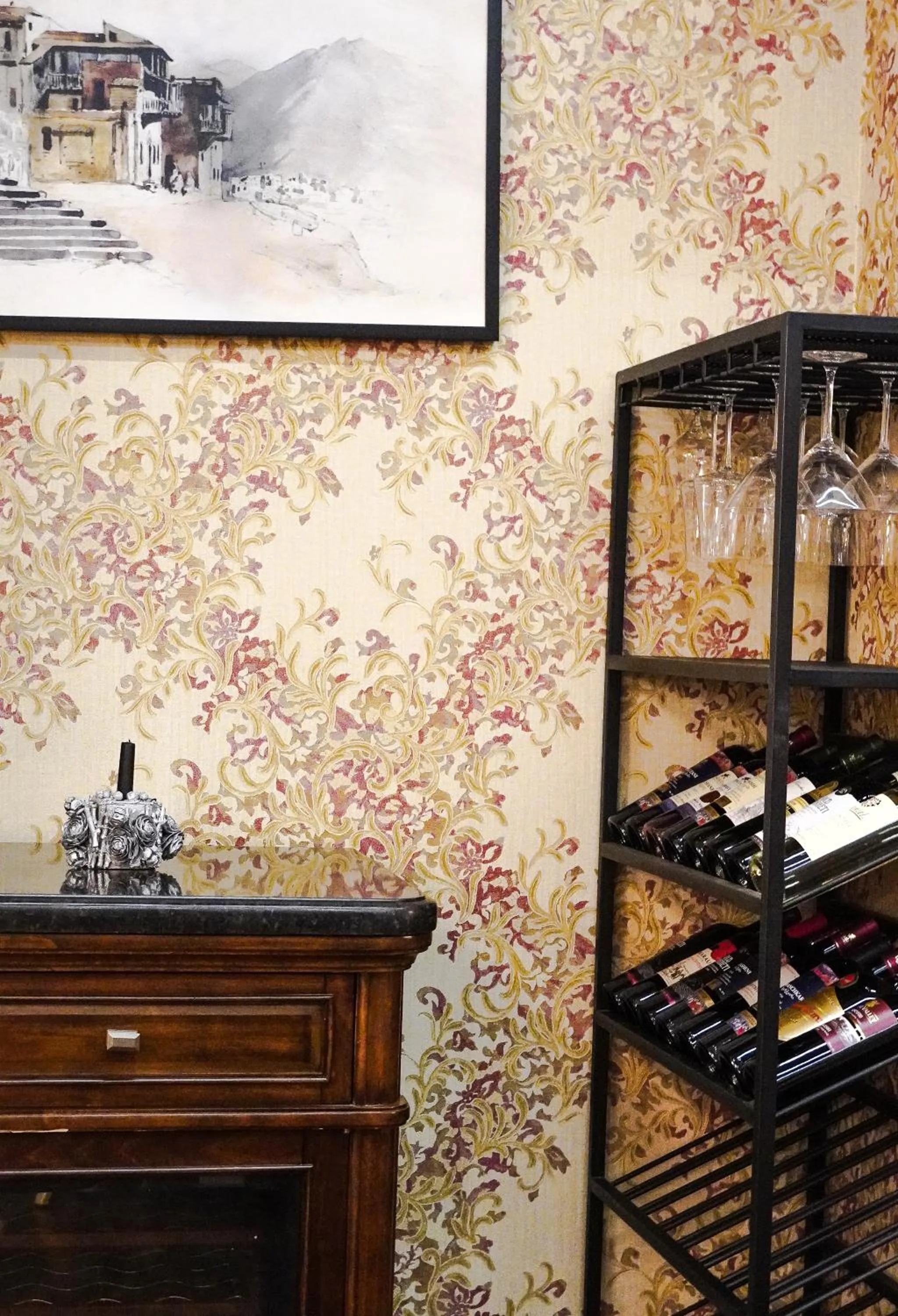 Communal lounge/ TV room in Boutique Hotel Alegria