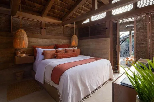 Bed in El Perdido Desert Dream