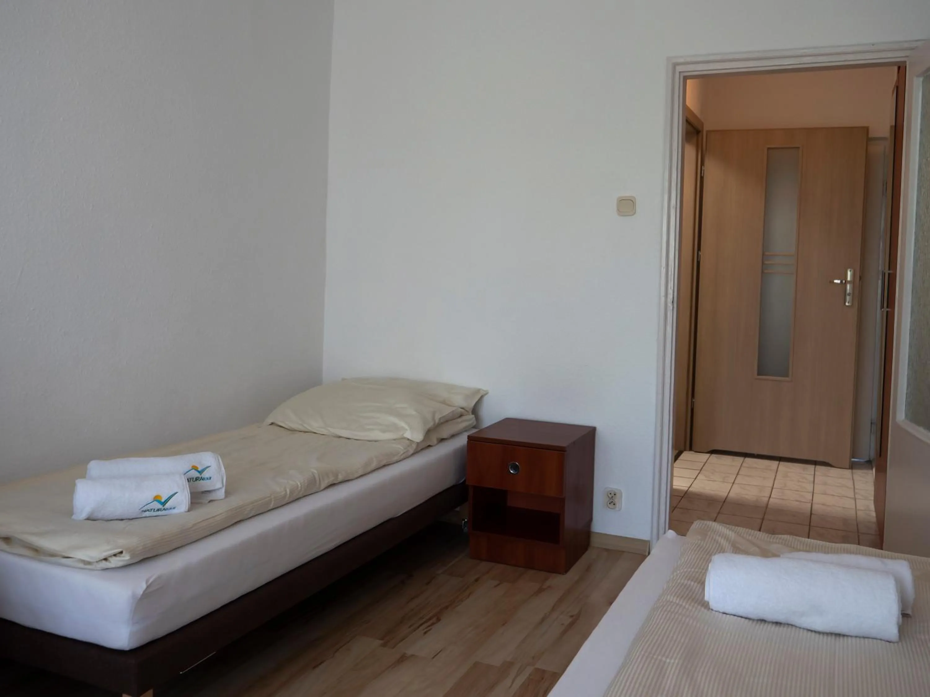 Bed in Słoneczny Brzeg Natura Tour