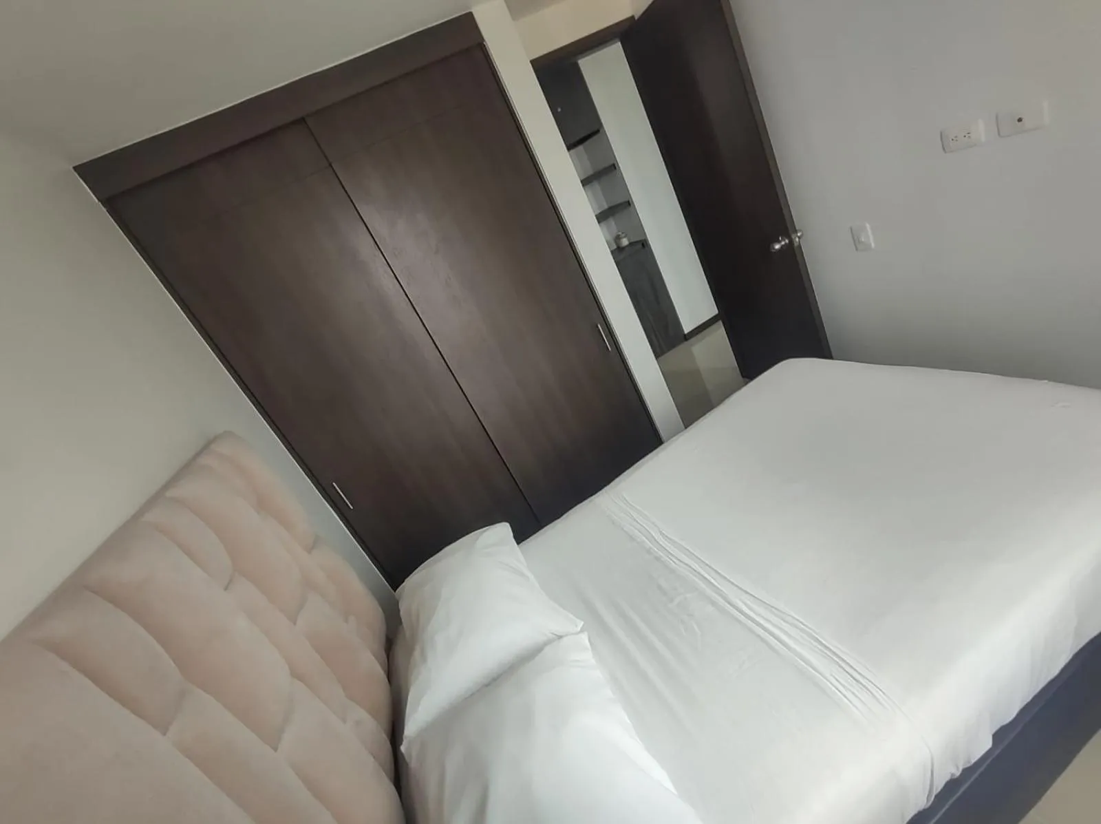 Bedroom, Bed in Valle del lili cozy apartment