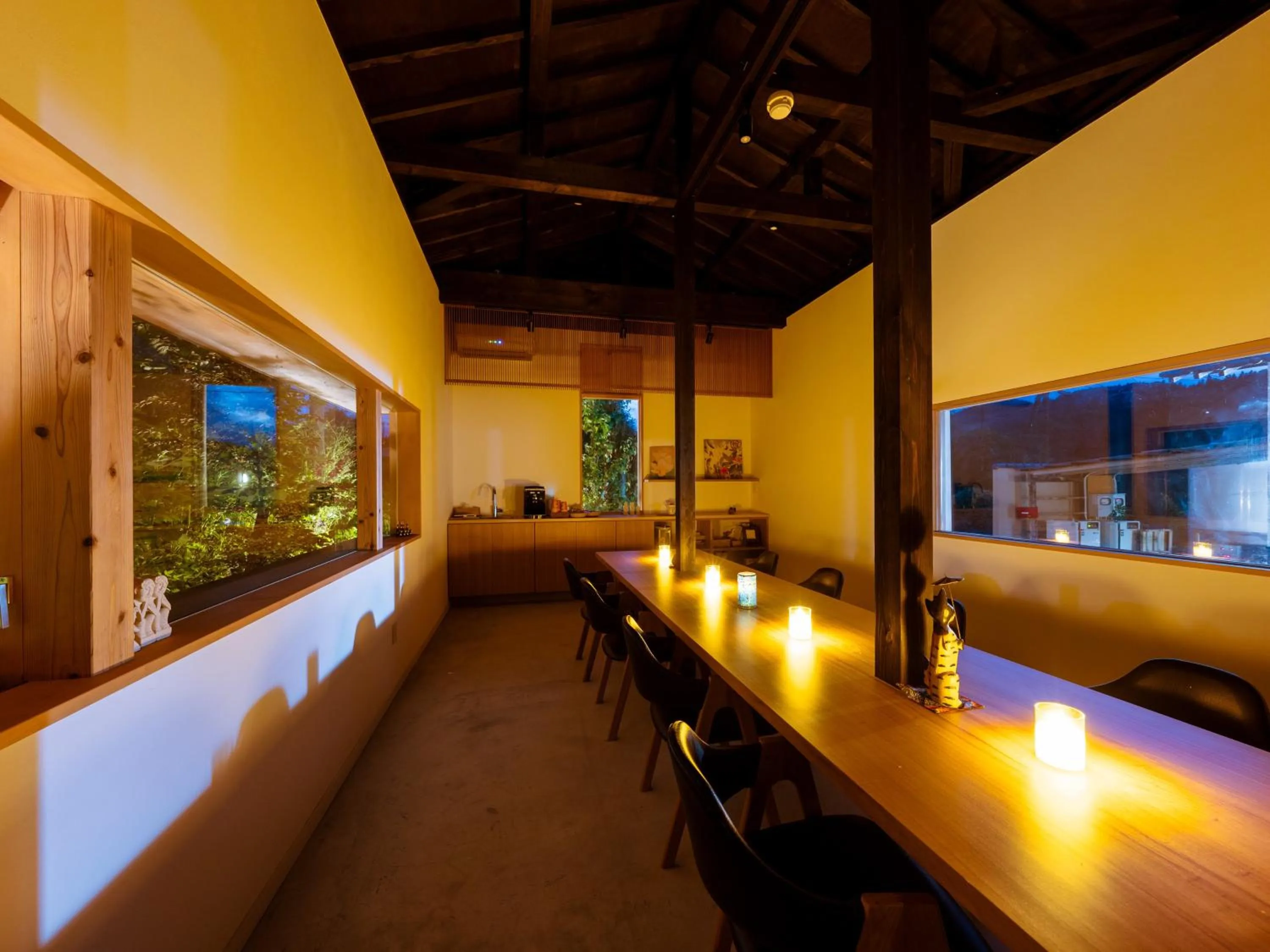 Lounge or bar in Yufuin Hanarenoyado Yukagetsu