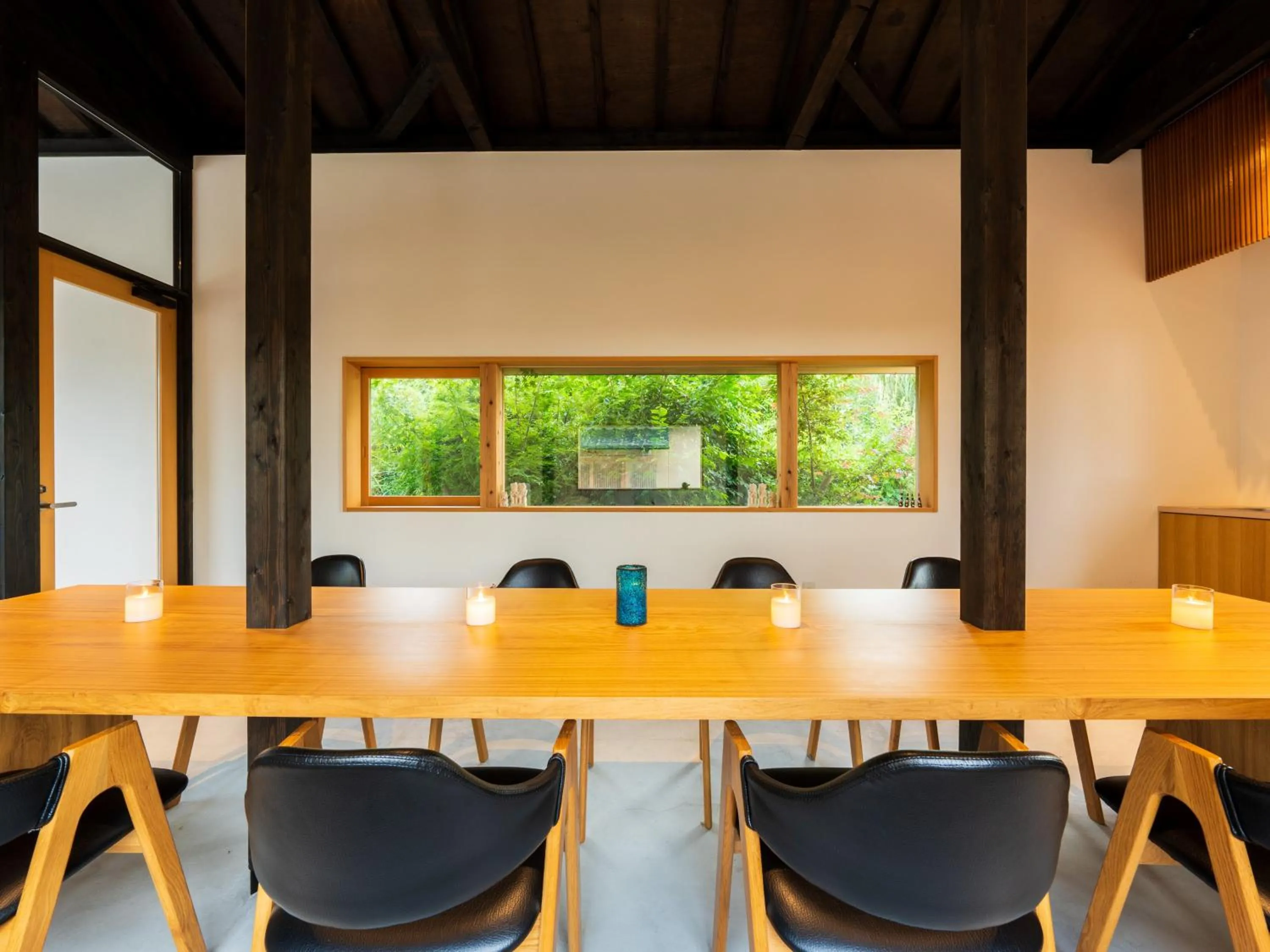 Lounge or bar in Yufuin Hanarenoyado Yukagetsu