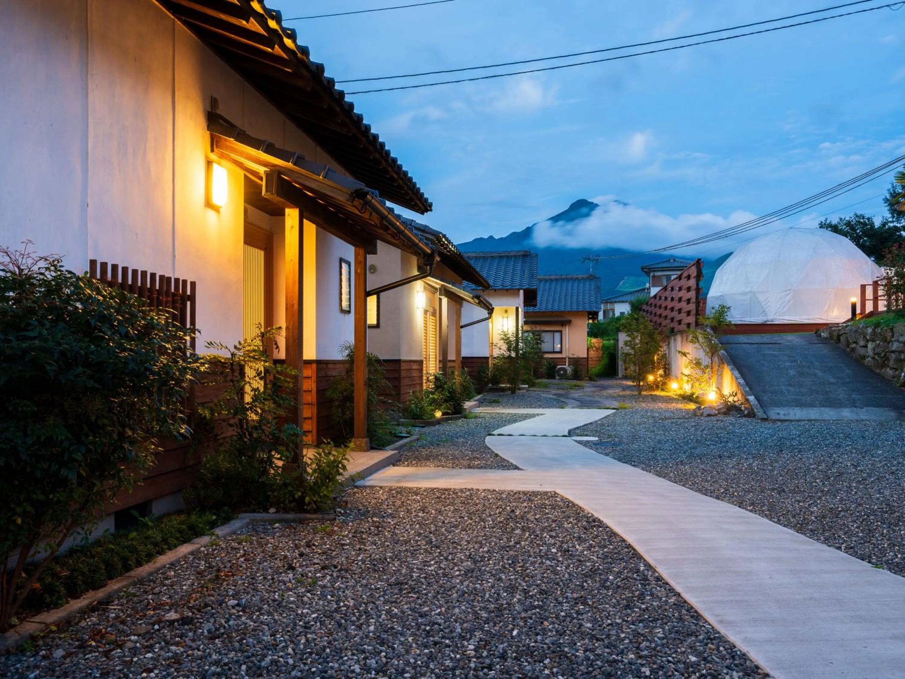 Property building in Yufuin Hanarenoyado Yukagetsu