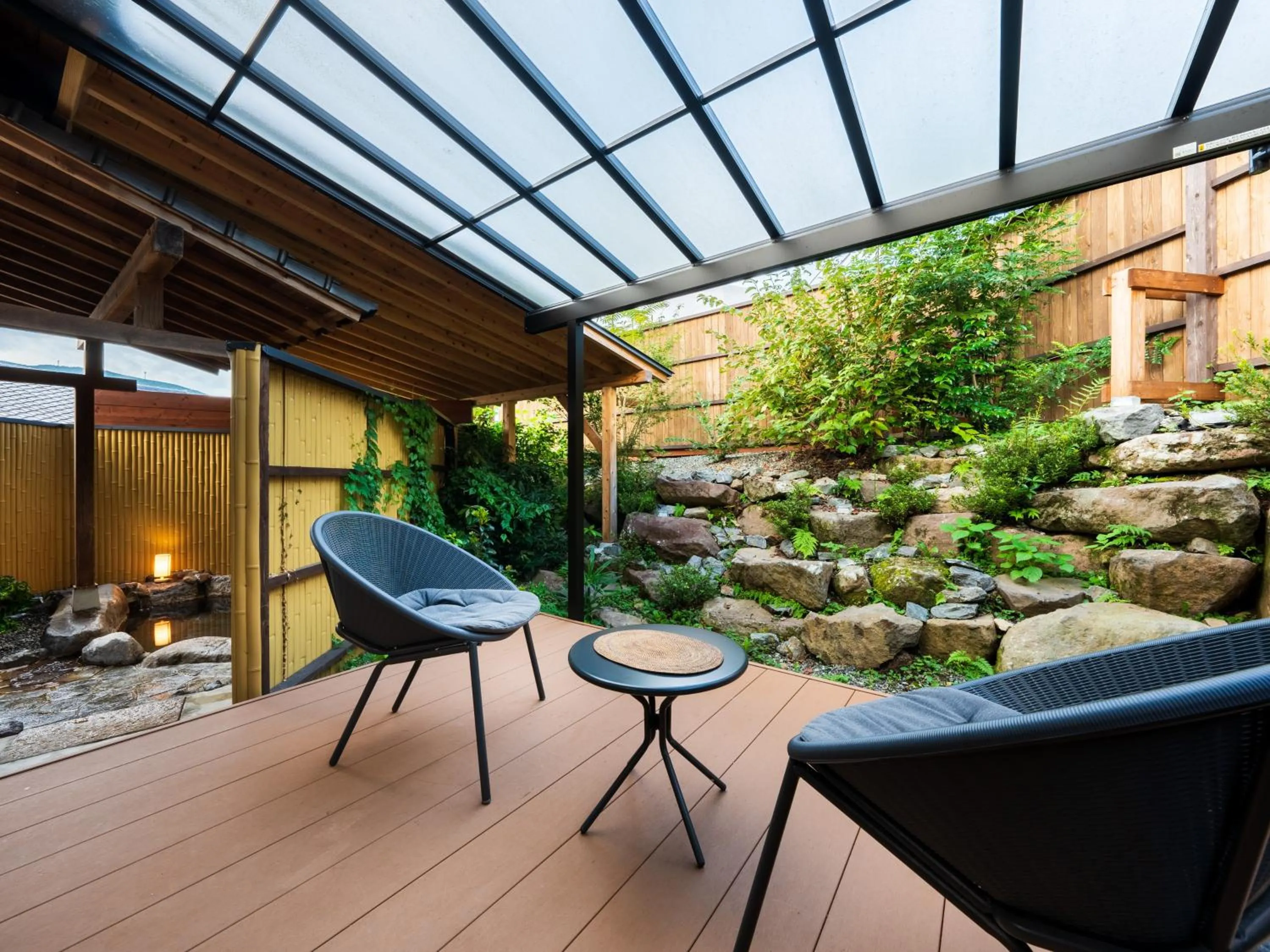 Balcony/Terrace in Yufuin Hanarenoyado Yukagetsu