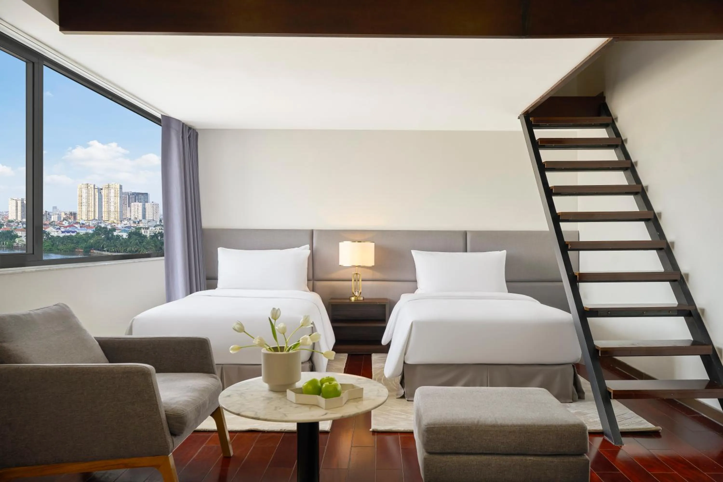 Bed in Oakwood Hotel & Apartments Saigon