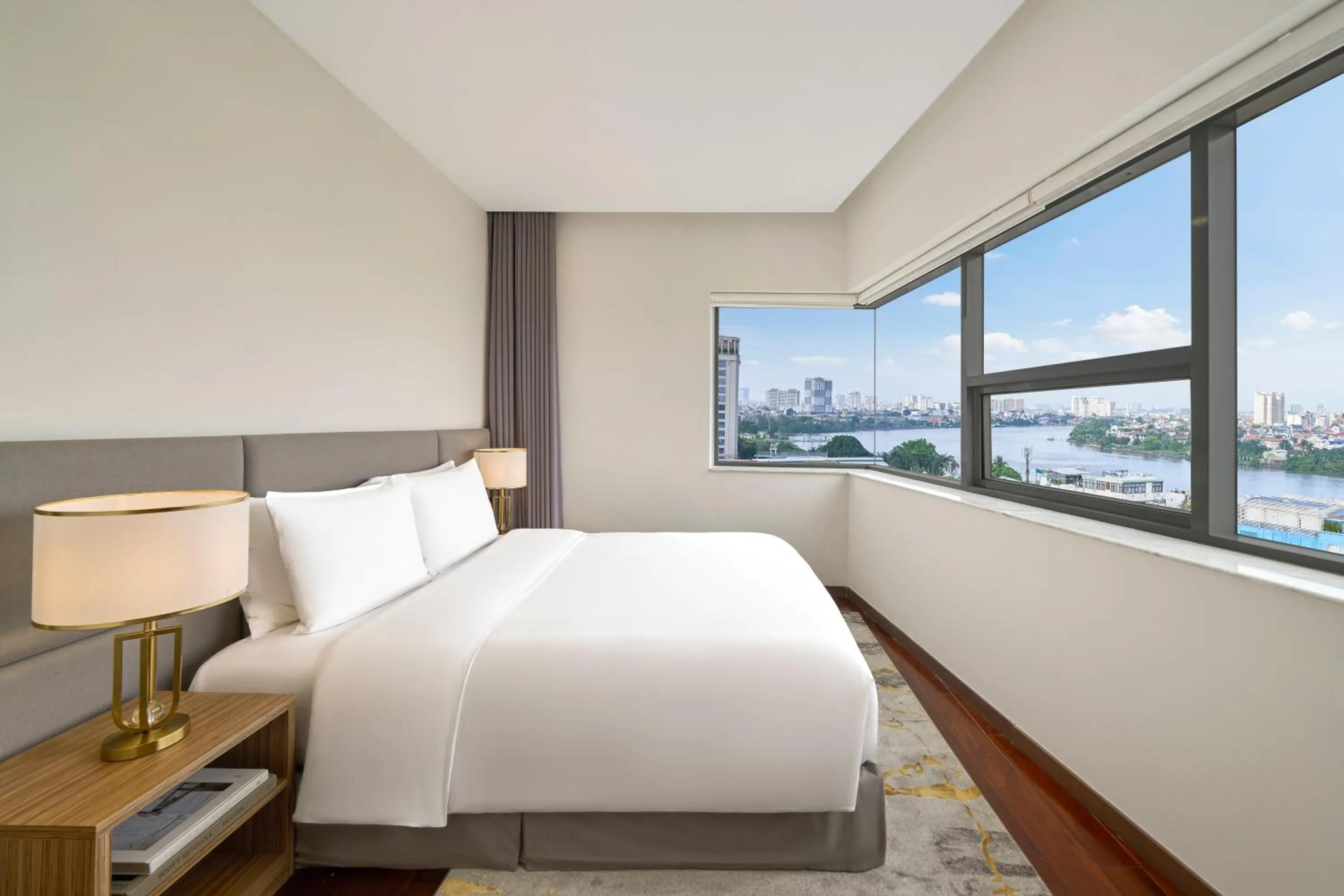 Bedroom, Bed in Oakwood Hotel & Apartments Saigon