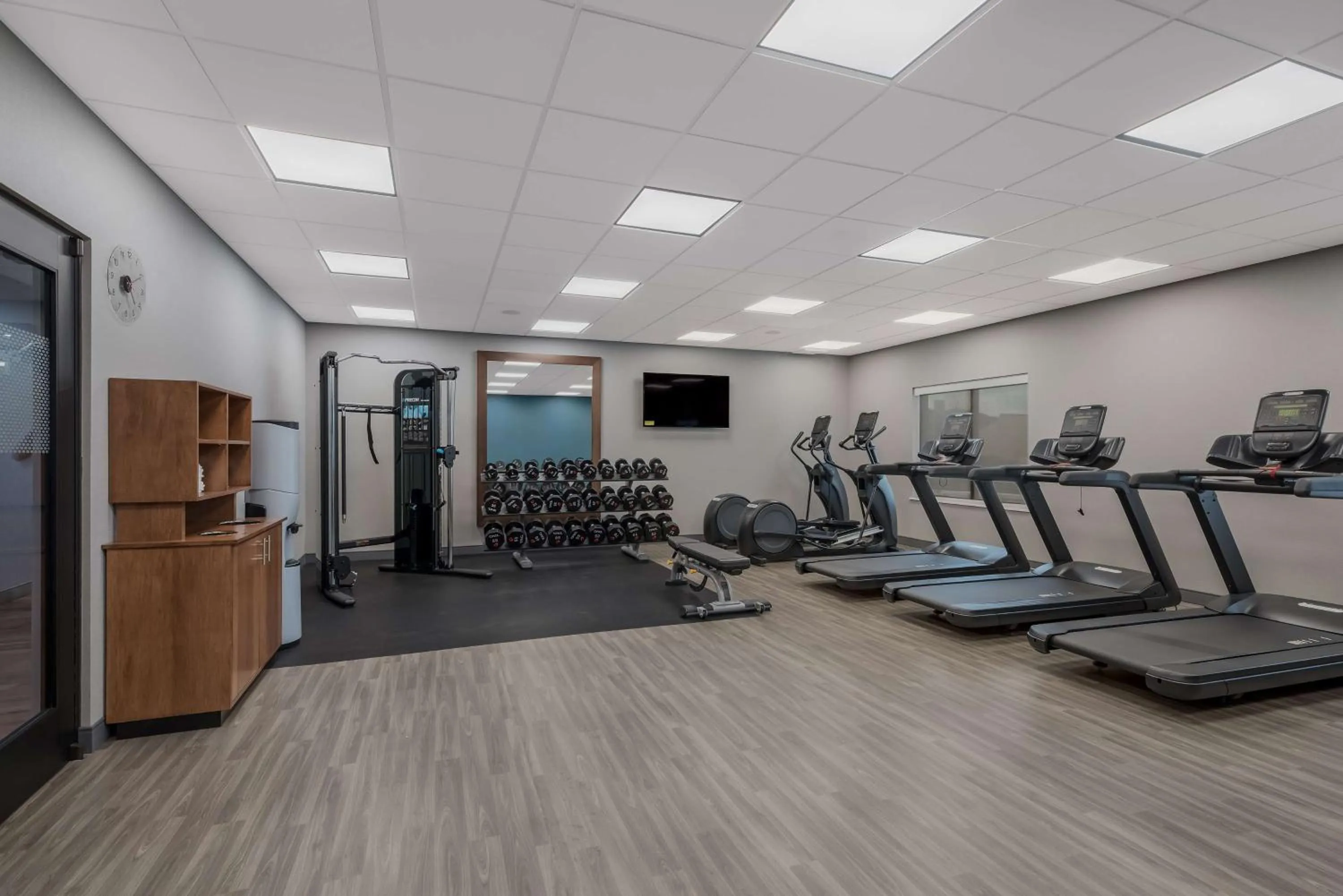 Fitness centre/facilities in Hampton Inn By Hilton Williams