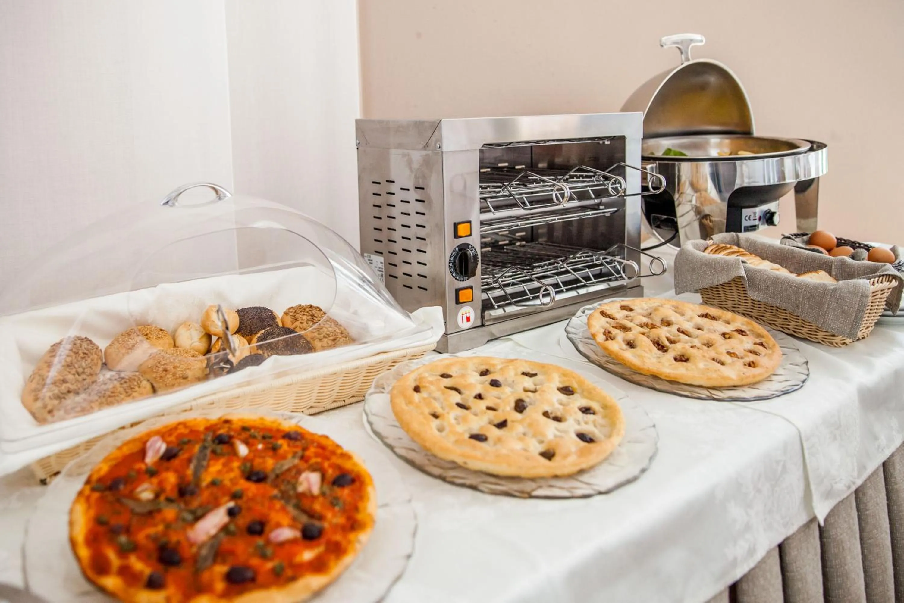 Buffet breakfast in Villa Sylva & Spa