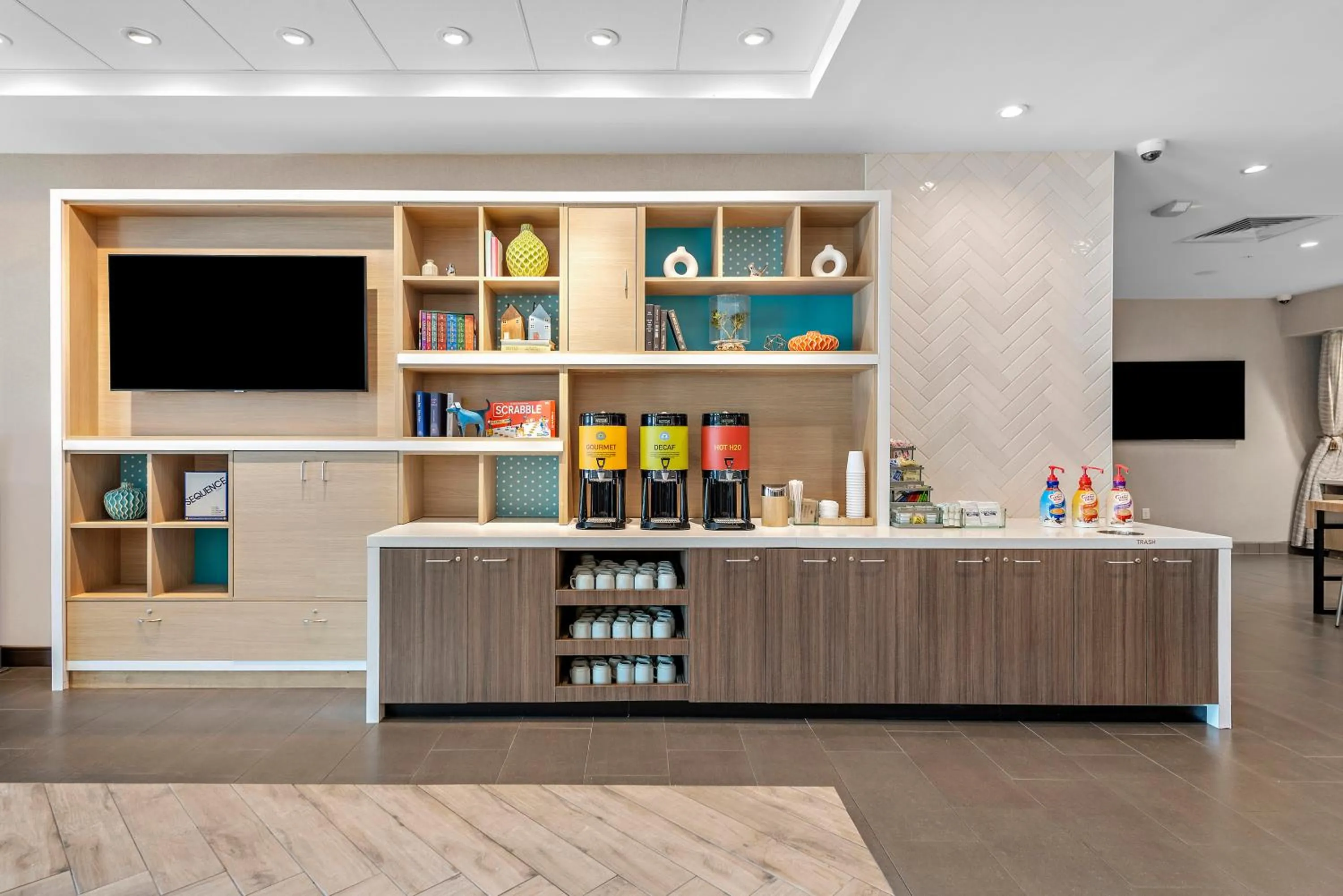 Coffee/tea facilities in Home2 Suites By Hilton San Bernardino