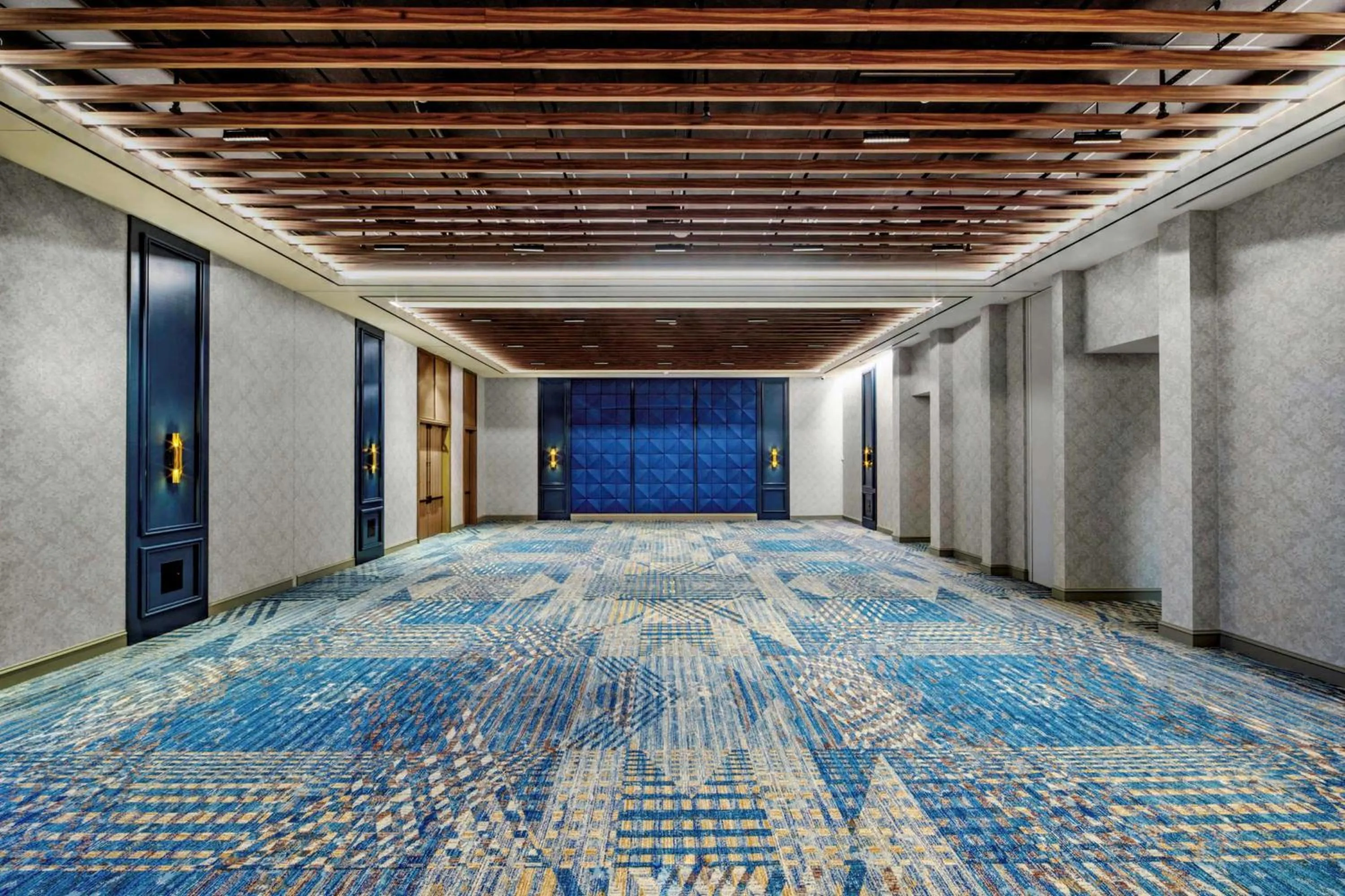Meeting/conference room in Embassy Suites By Hilton Virginia Beach Oceanfront Resort