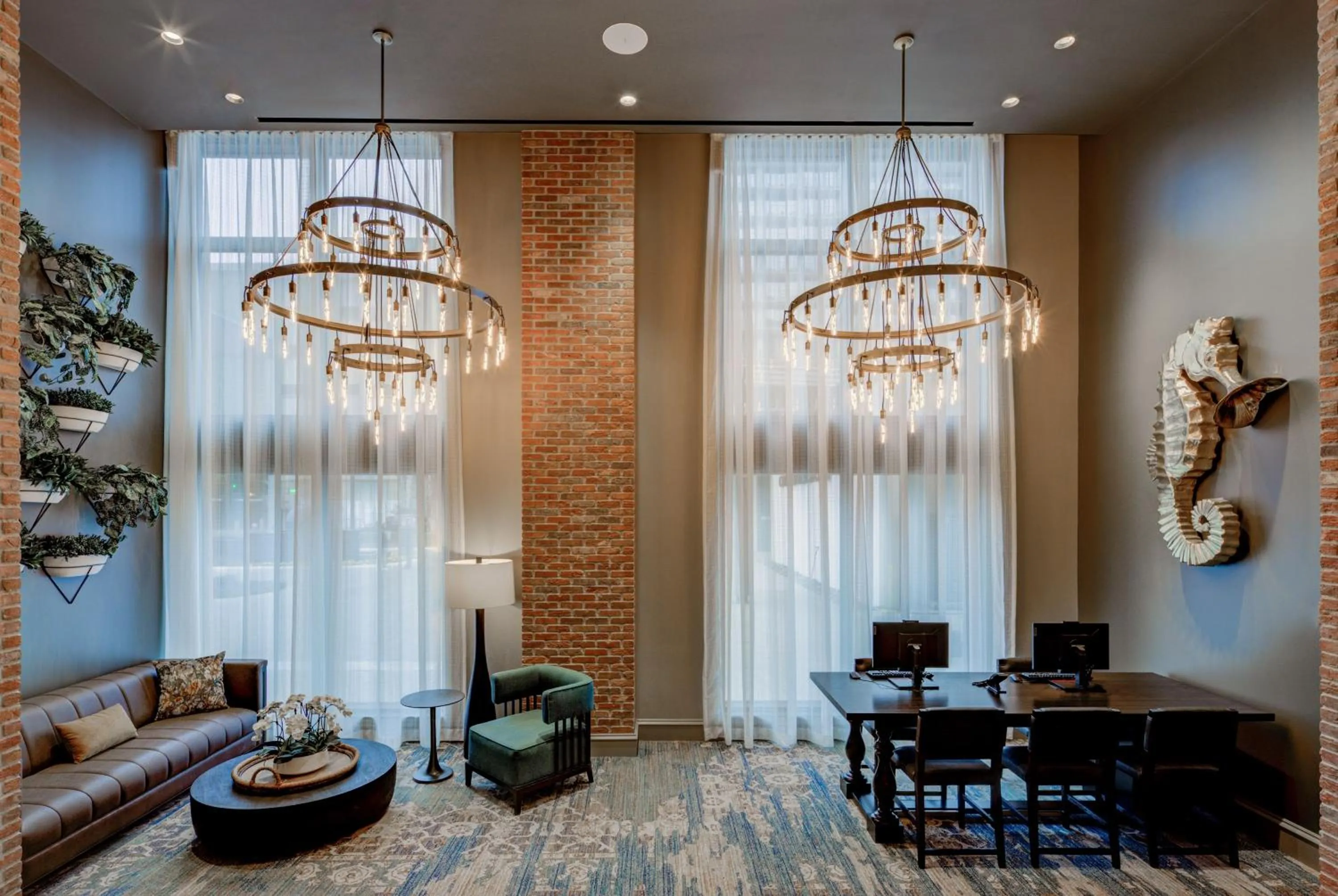 Lobby or reception in Embassy Suites By Hilton Virginia Beach Oceanfront Resort