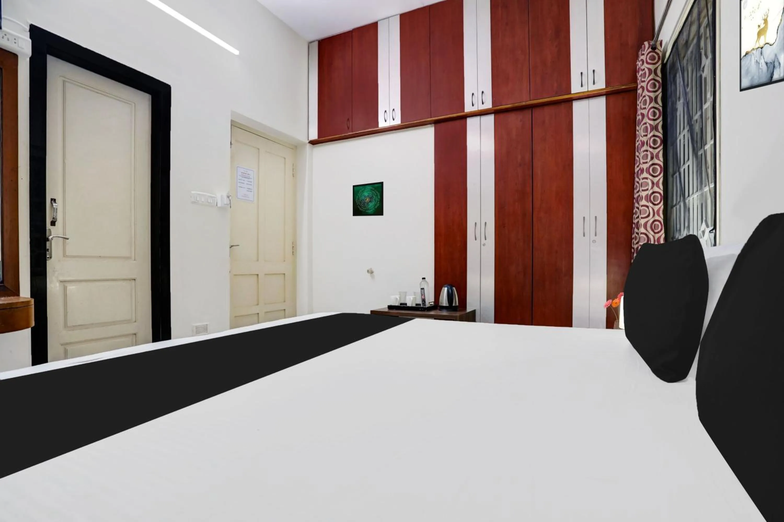 Bedroom, Bed in Super Hotel O Ashok Nagar Near JNTU College