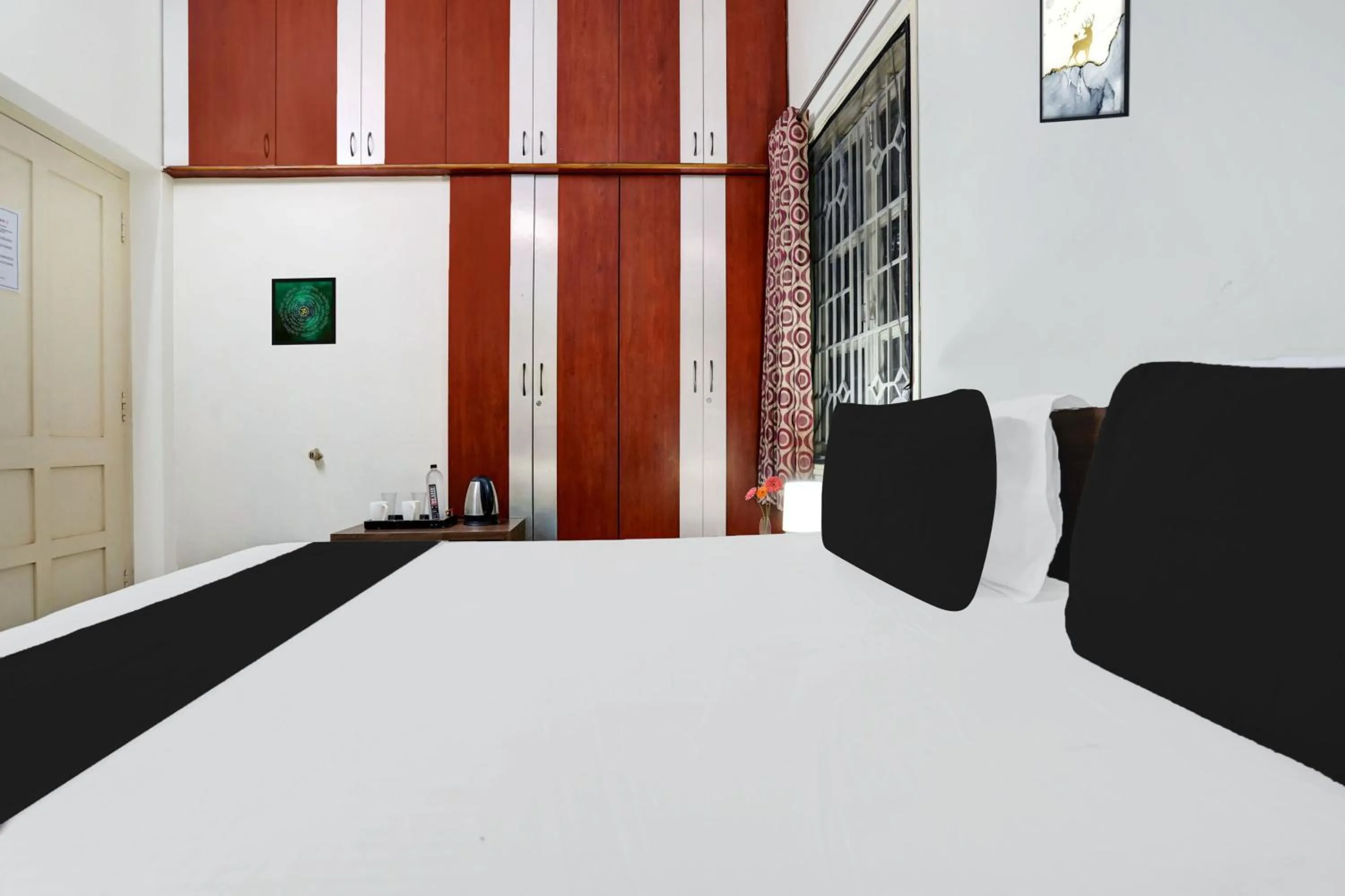 Bedroom, Bed in Super Hotel O Ashok Nagar Near JNTU College