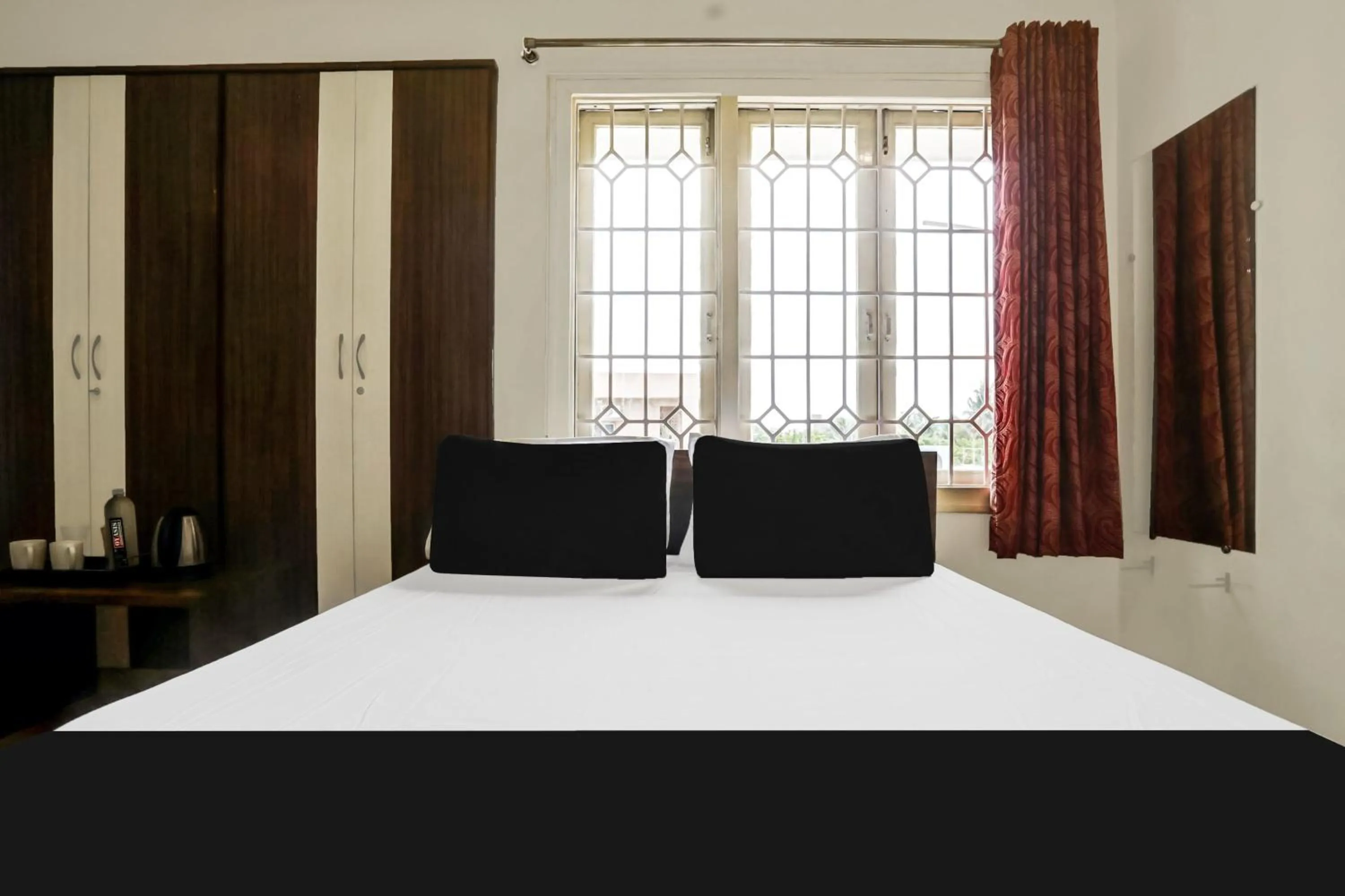 Bedroom, Bed in Super Hotel O Ashok Nagar Near JNTU College