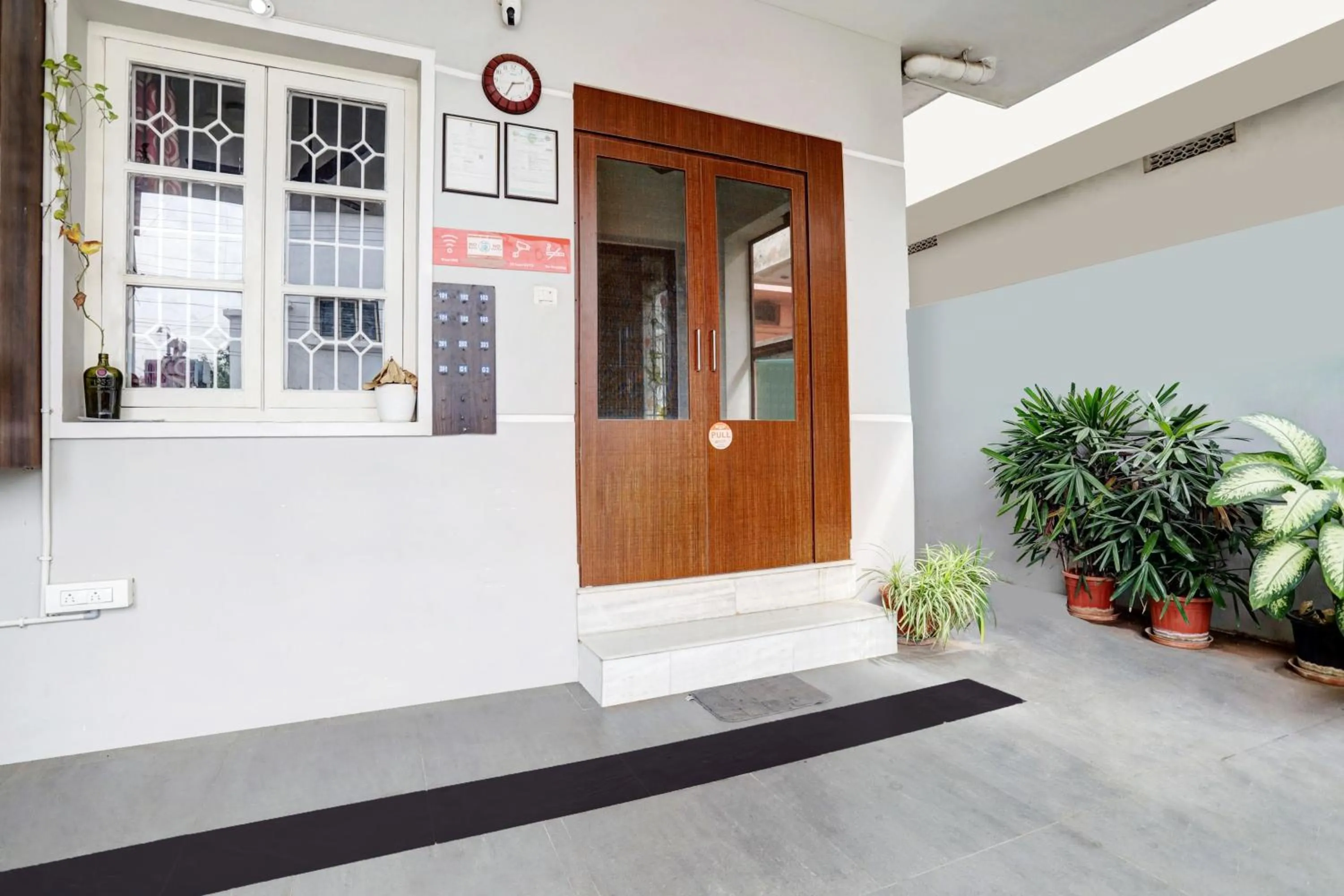 Facade/entrance in Super Hotel O Ashok Nagar Near JNTU College