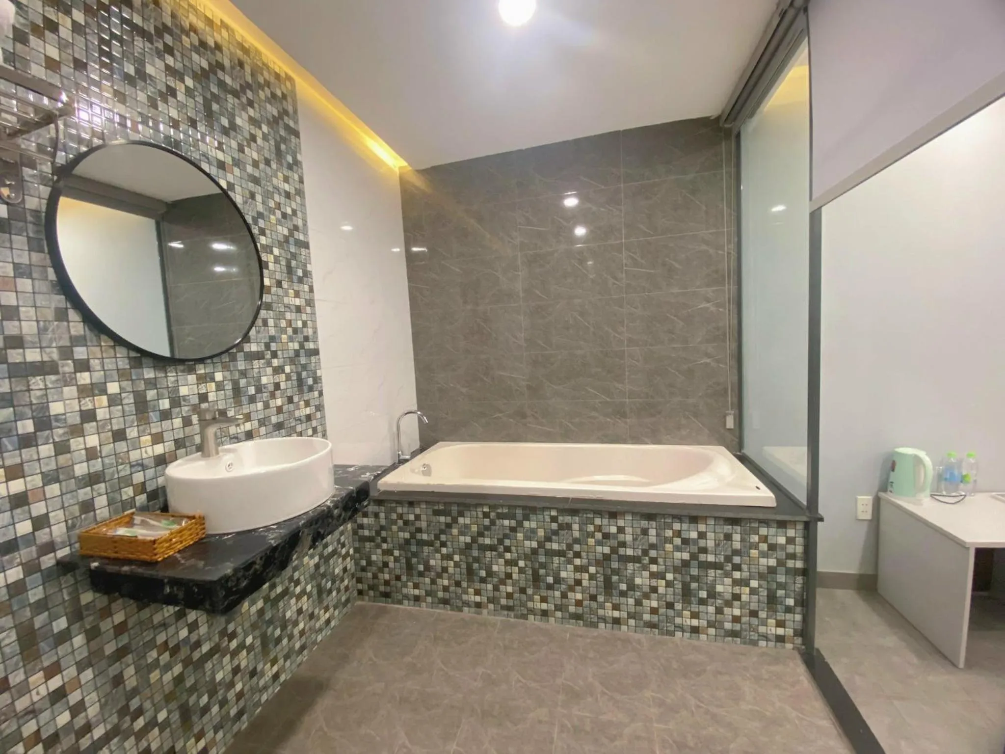 Shower in VND Vũng Tàu Hotel & Villa