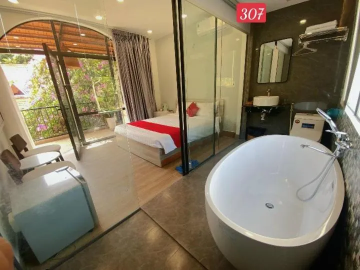 Bed in VND Vũng Tàu Hotel & Villa