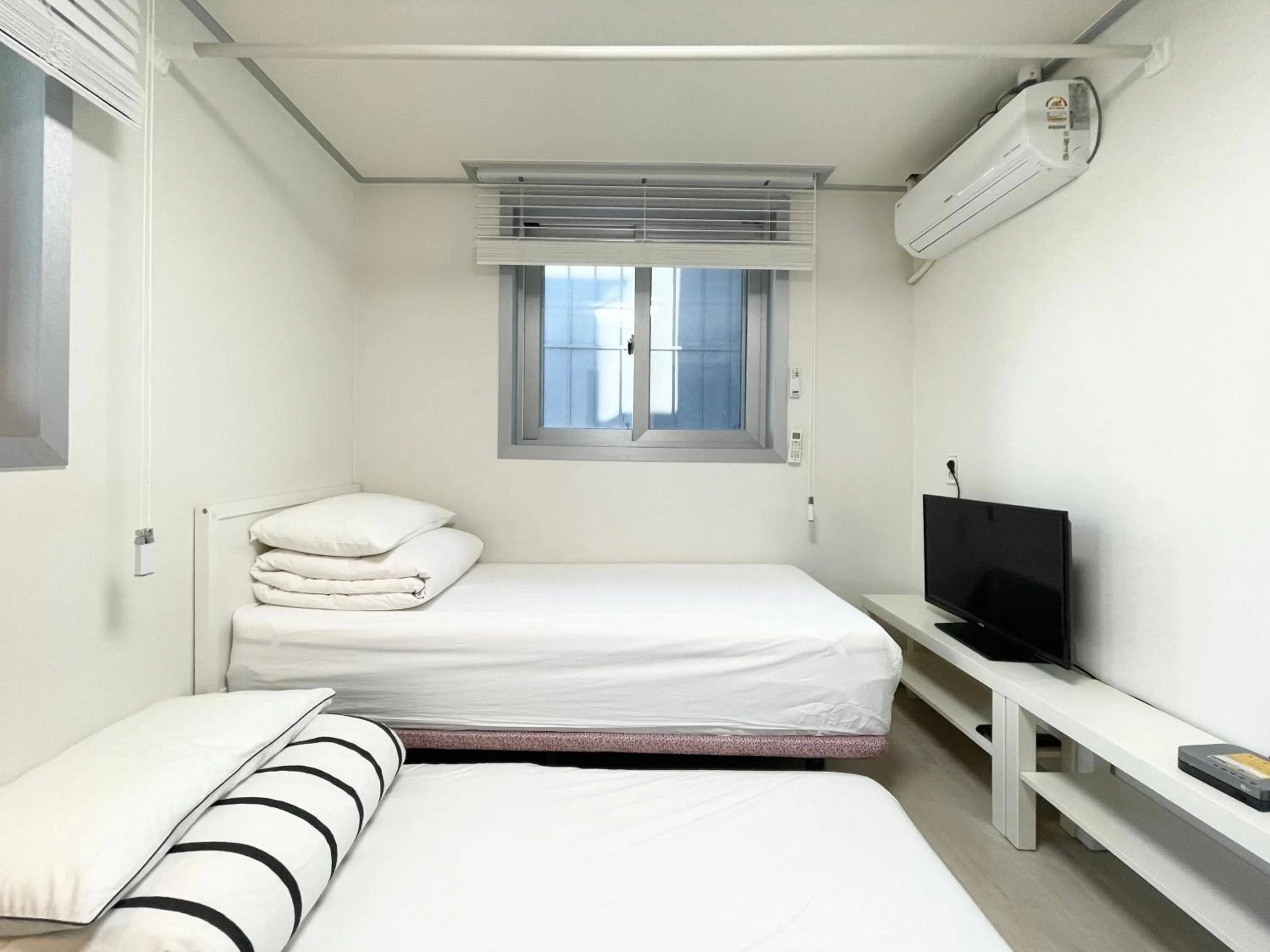 Photo of the whole room, Bed in W Premium Guesthouse Incheon airport