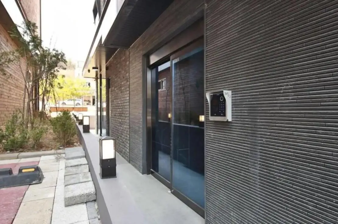 Property building in W Premium Guesthouse Incheon airport