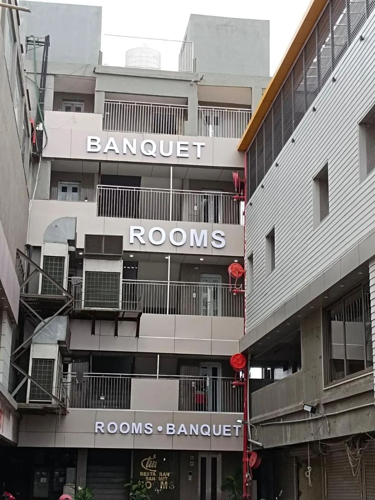 Property building in Tulsi Hotel