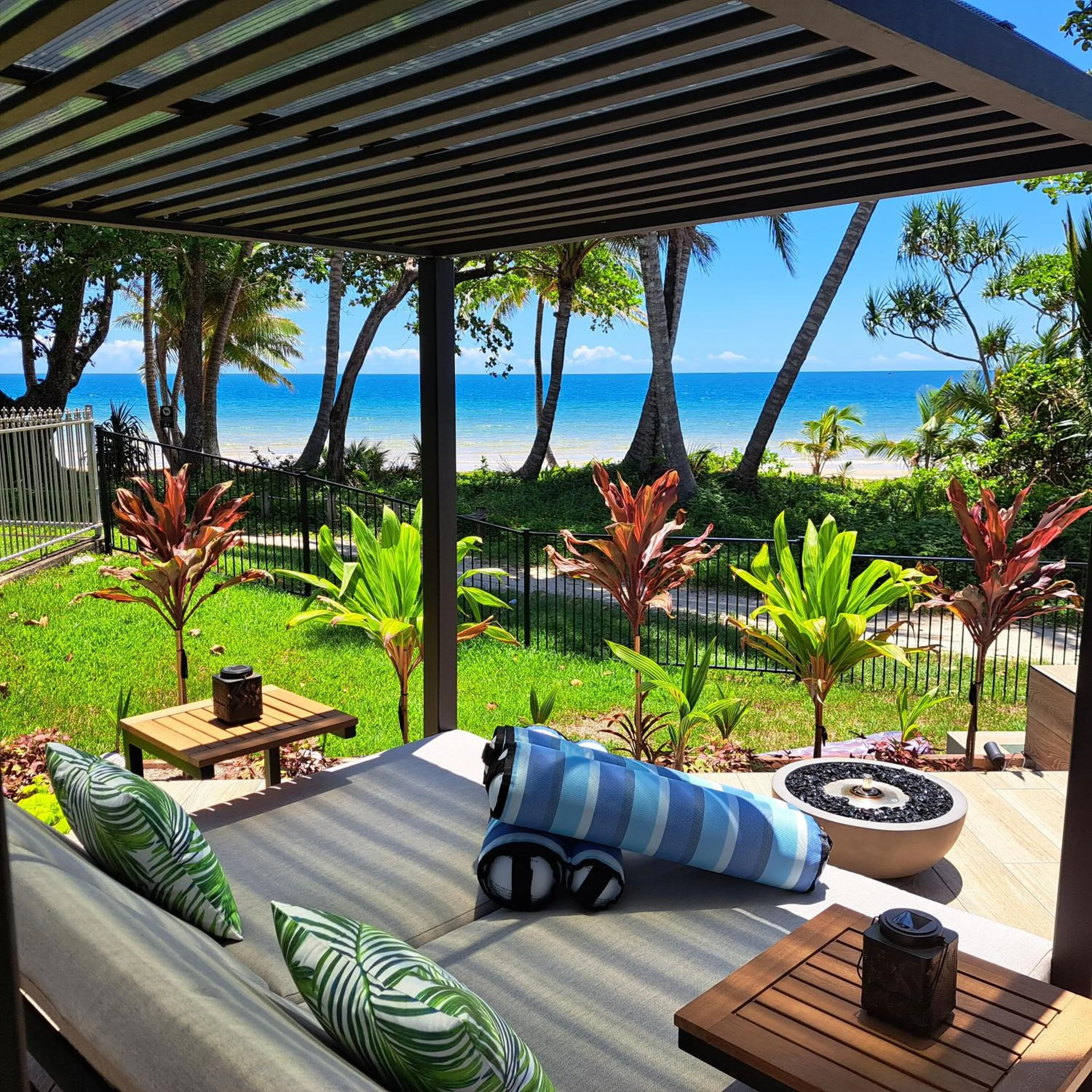 Beach in Seadreams Mission Beach