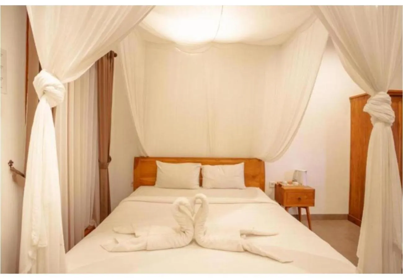 Bedroom, Bed in Kubu D'Carik Villa & Bungalow by ecommerceloka