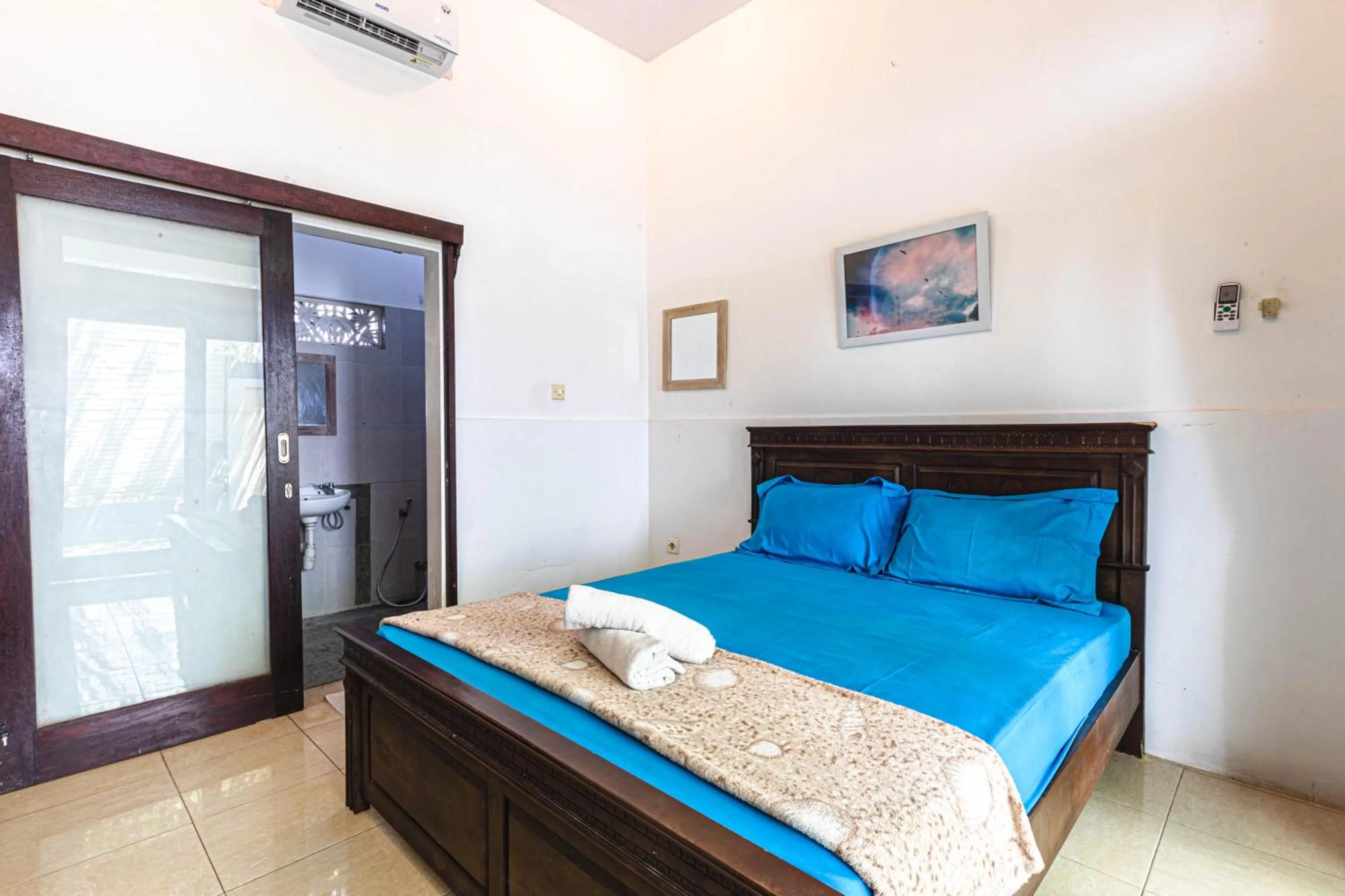 Bed in Surf Retreat Villa Sari Bali