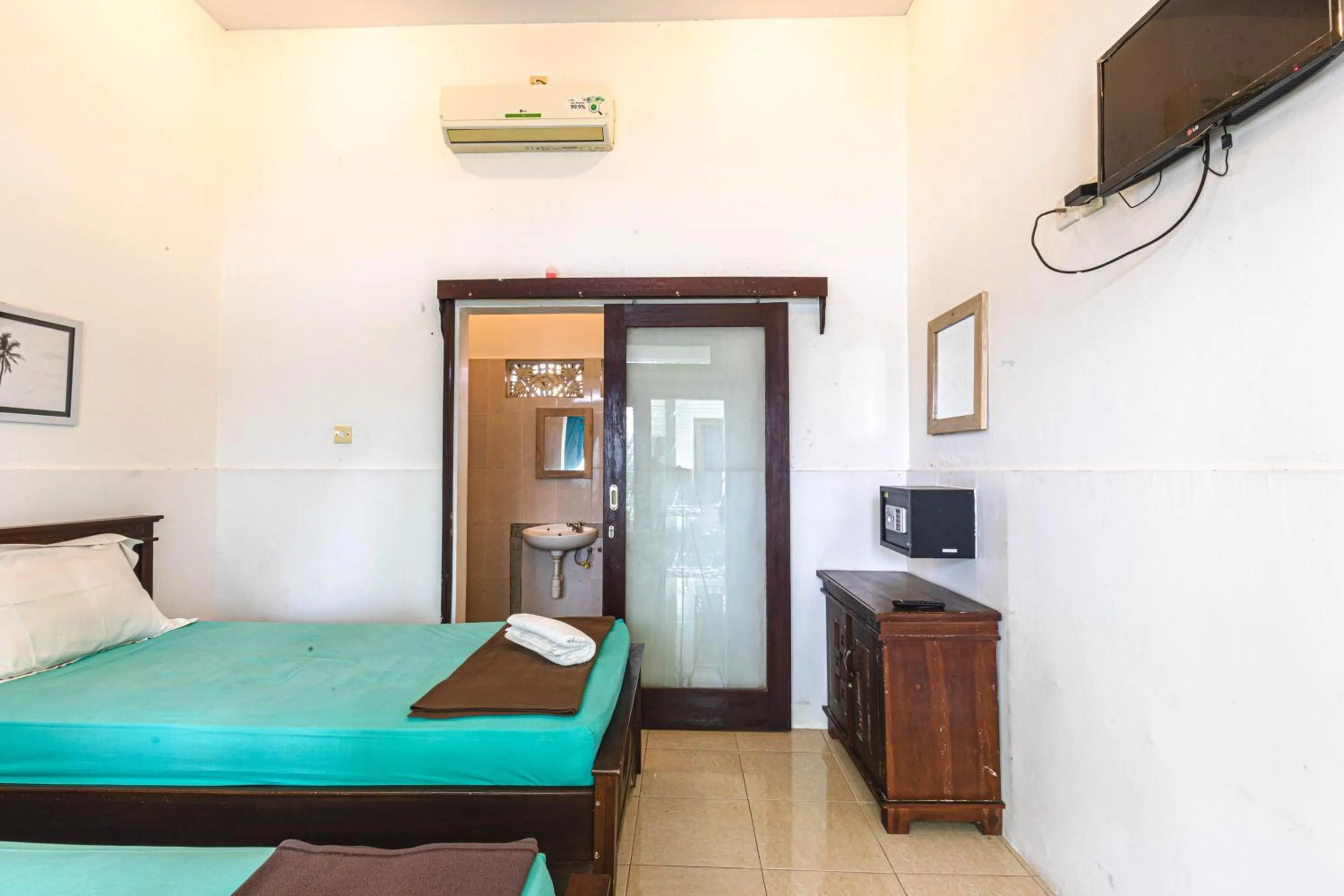 Bedroom, Bed in Surf Retreat Villa Sari Bali