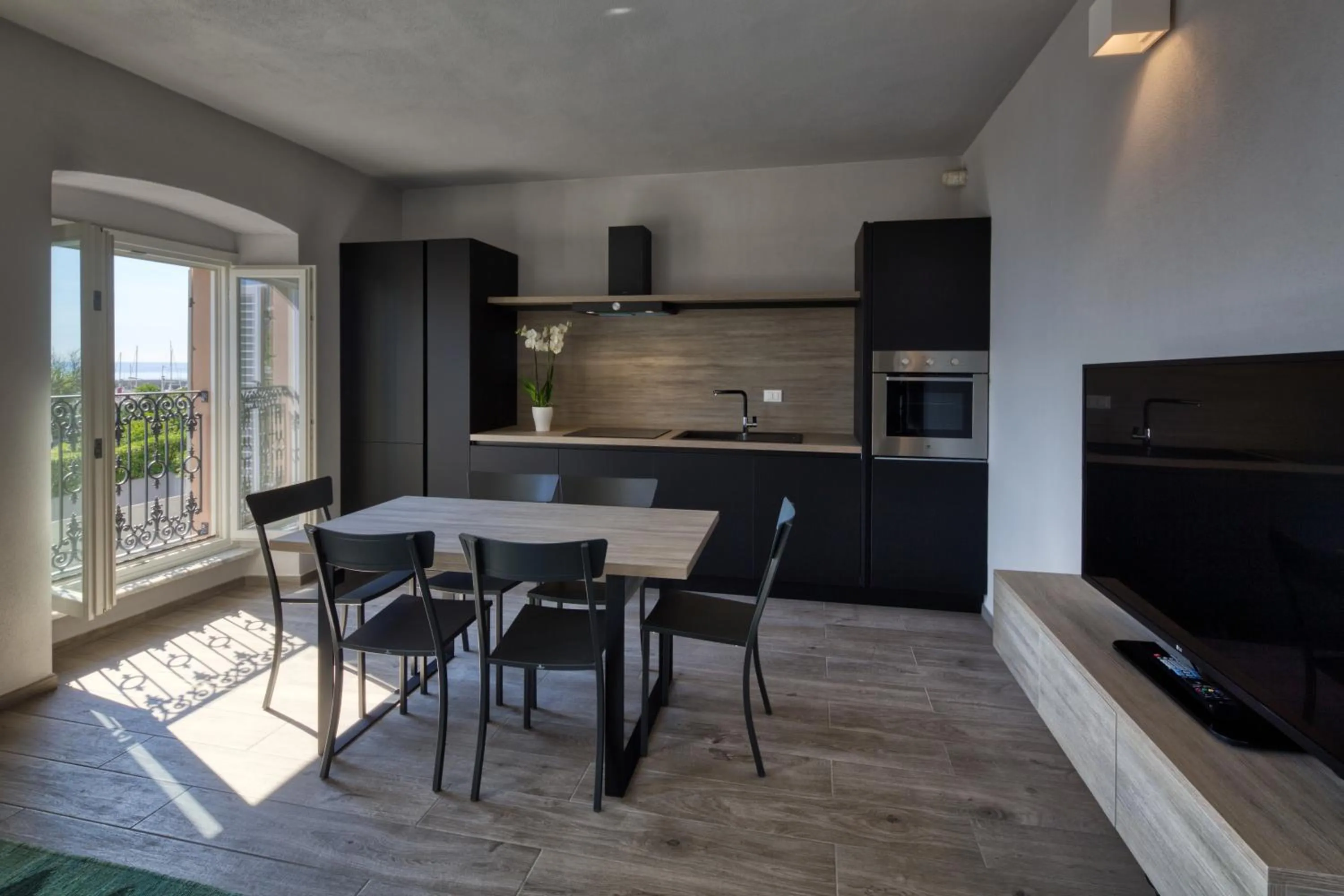 Kitchen or kitchenette in Residence Via Di Francia